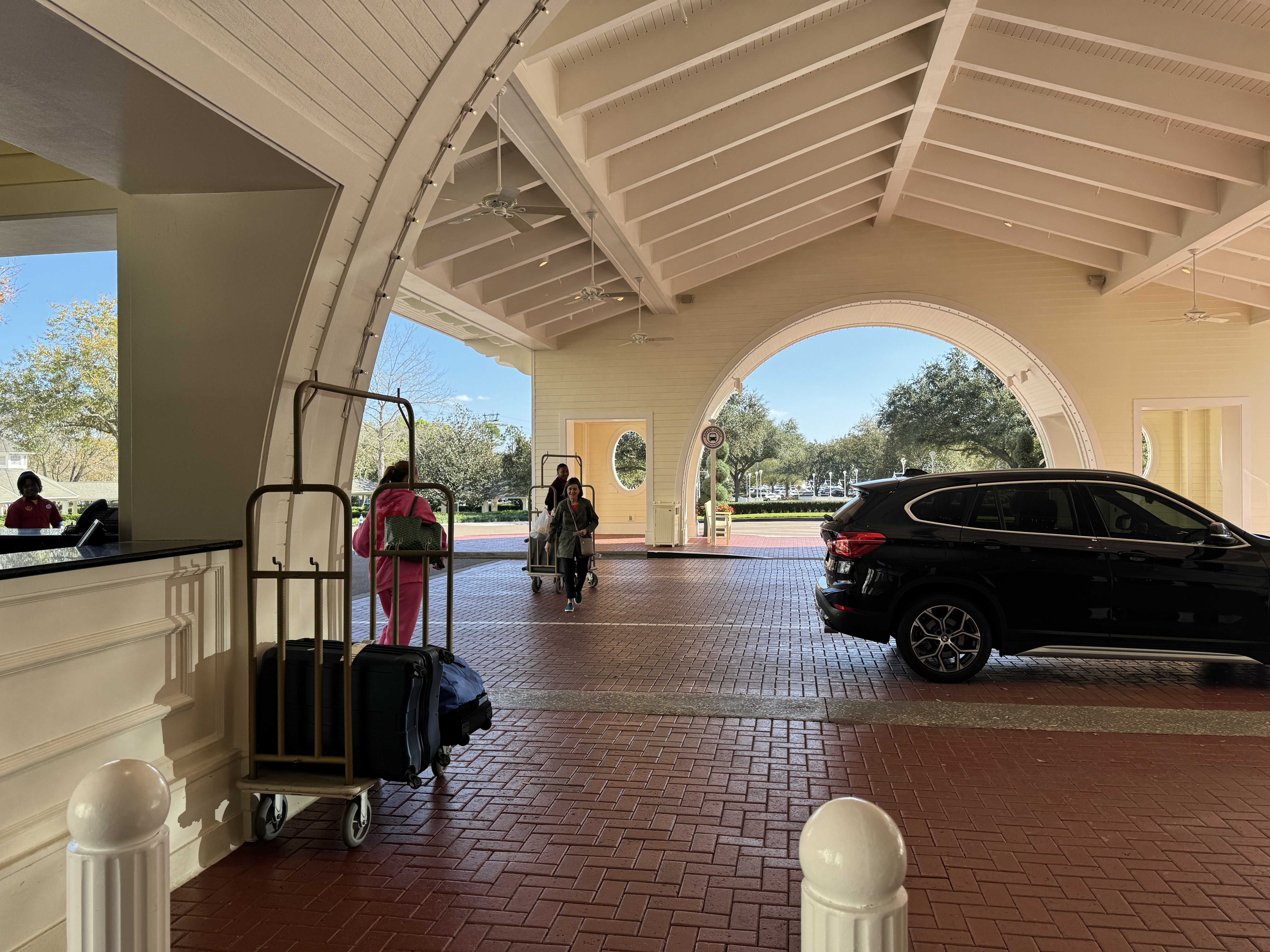 Disneys BoardWalk Inn Valet Disneys BoardWalk Inn Valet