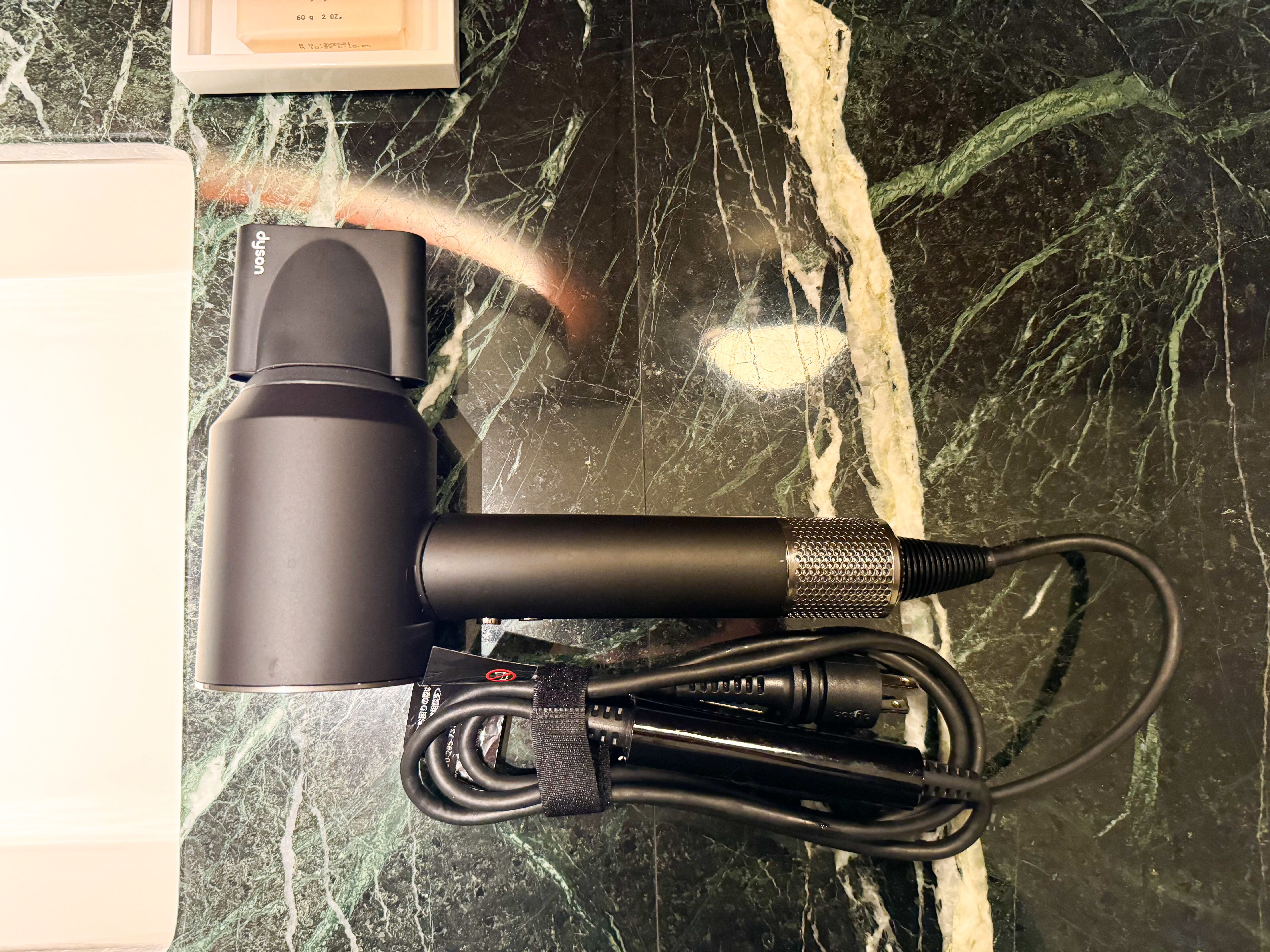 EDITION Tokyo Ginza Dyson hairdryer EDITION Tokyo Ginza Dyson hairdryer