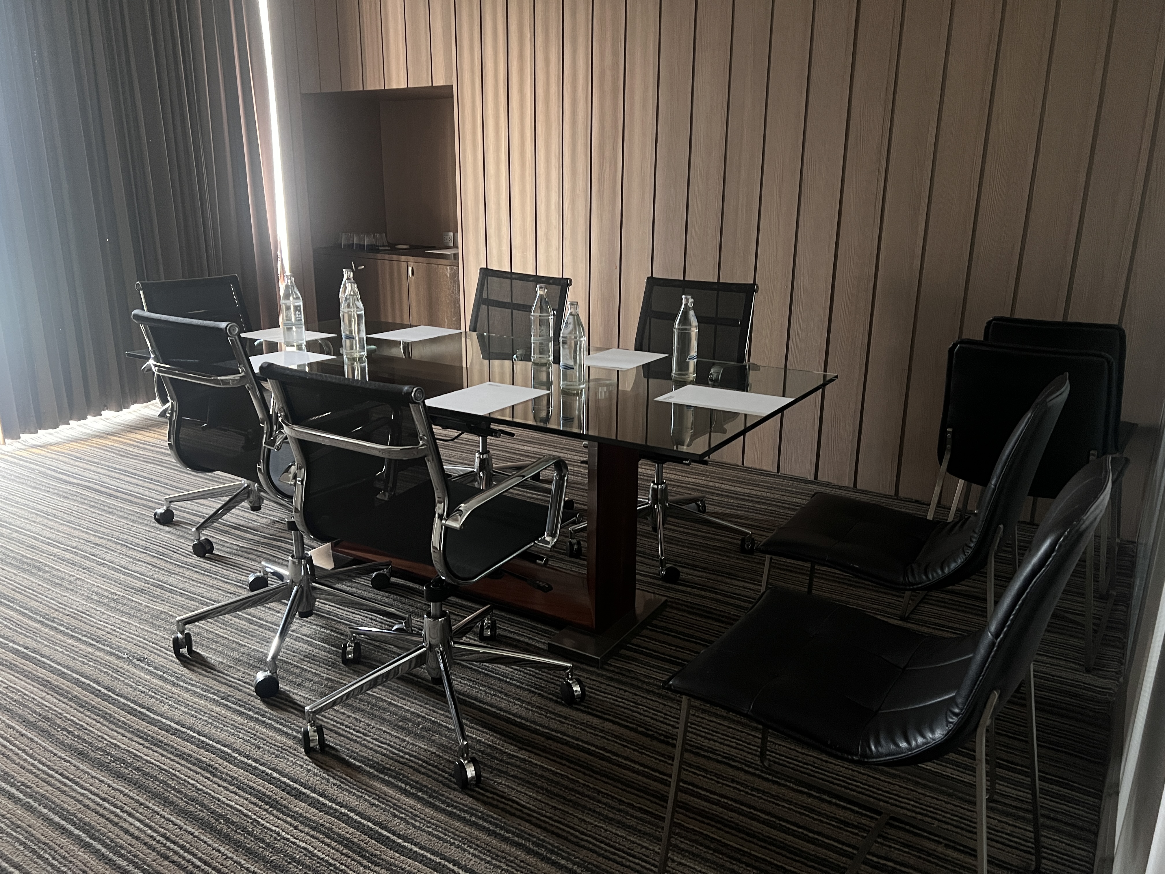 Hilton Garden Inn Bangkok Silom meeting room