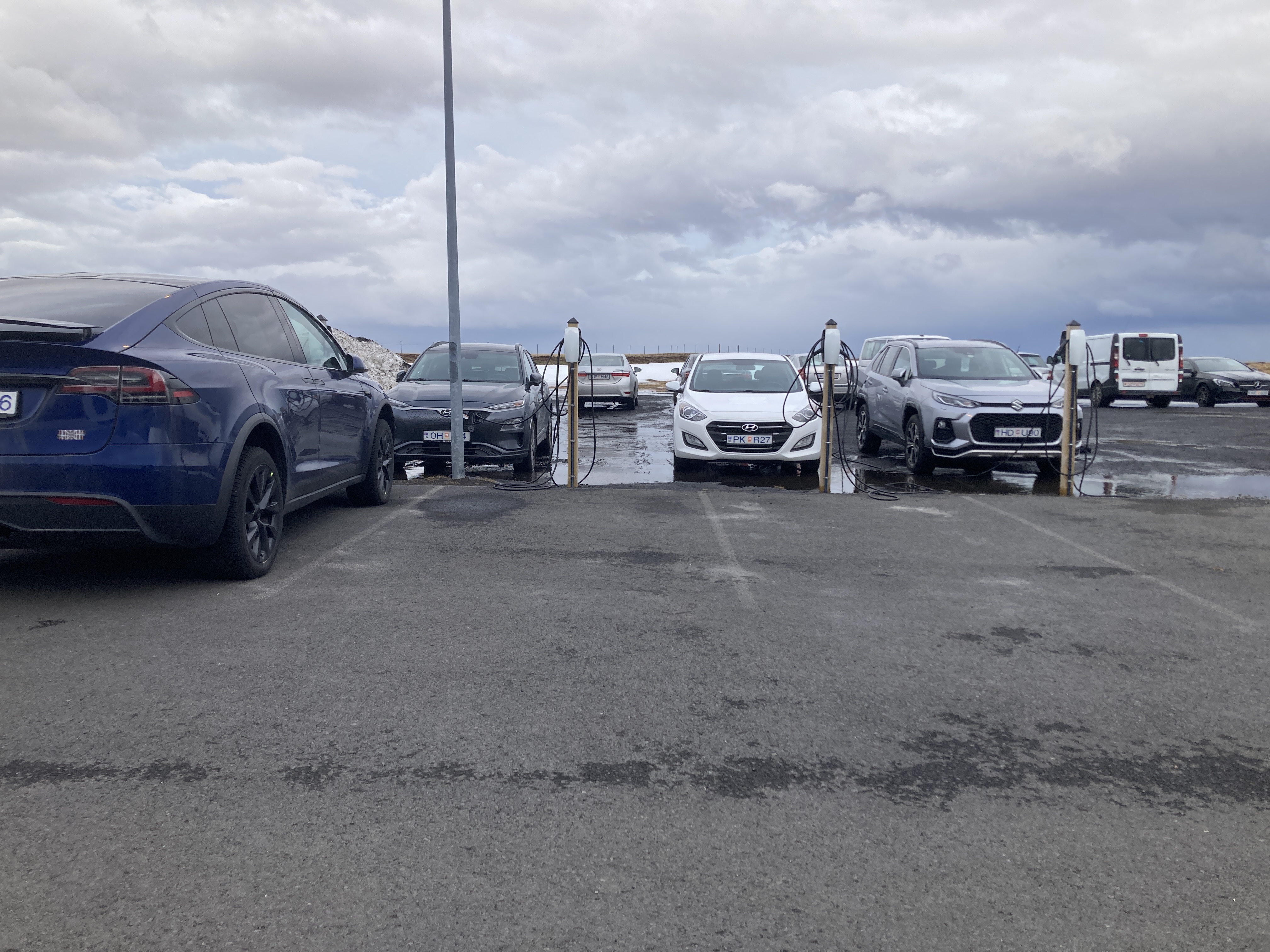 Hotel Ranga parking lot