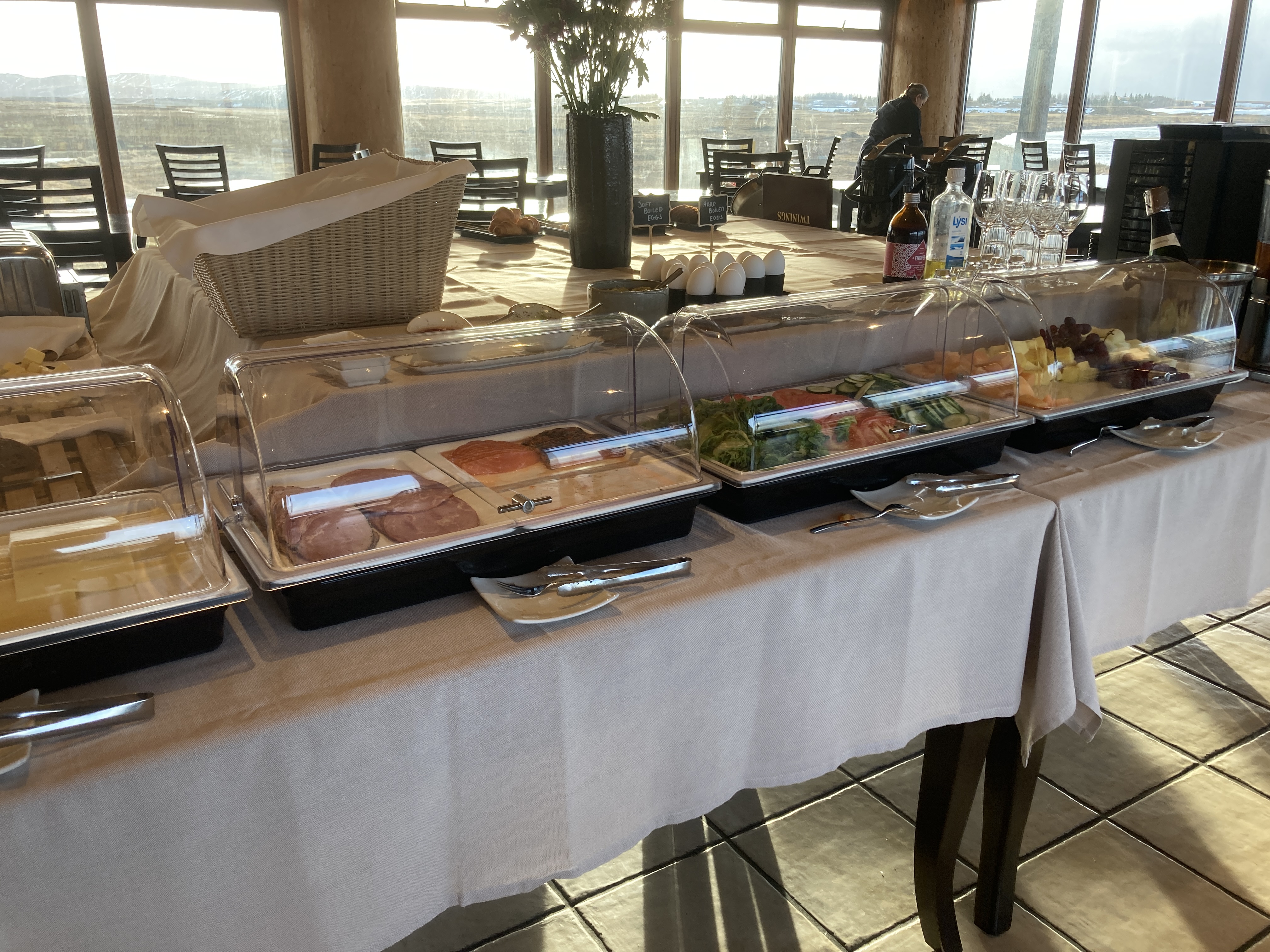 Hotel Ranga restaurant breakfast buffet cold cuts