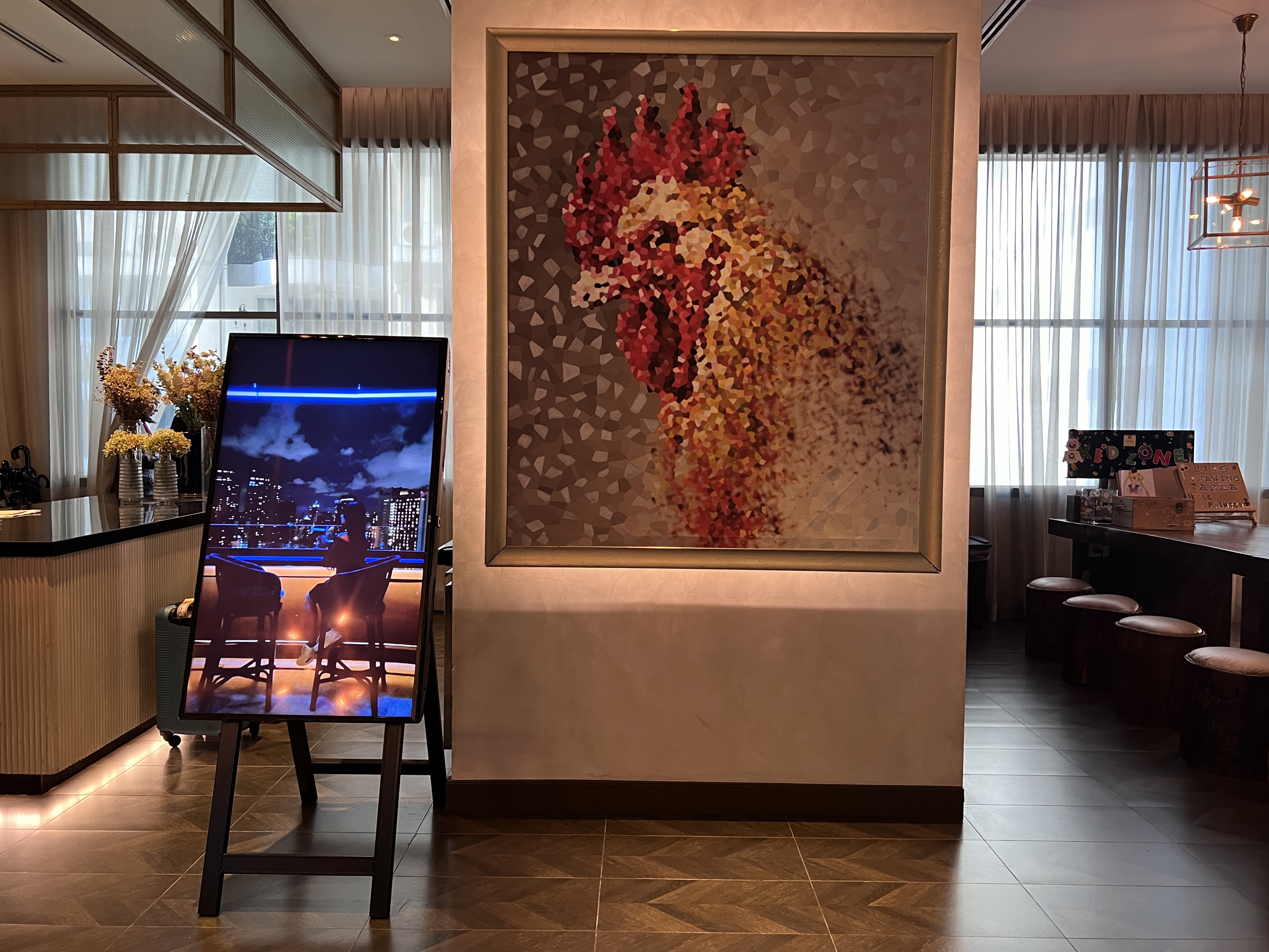 Hyatt Place Bangkok Sukhumvit lobby artwork