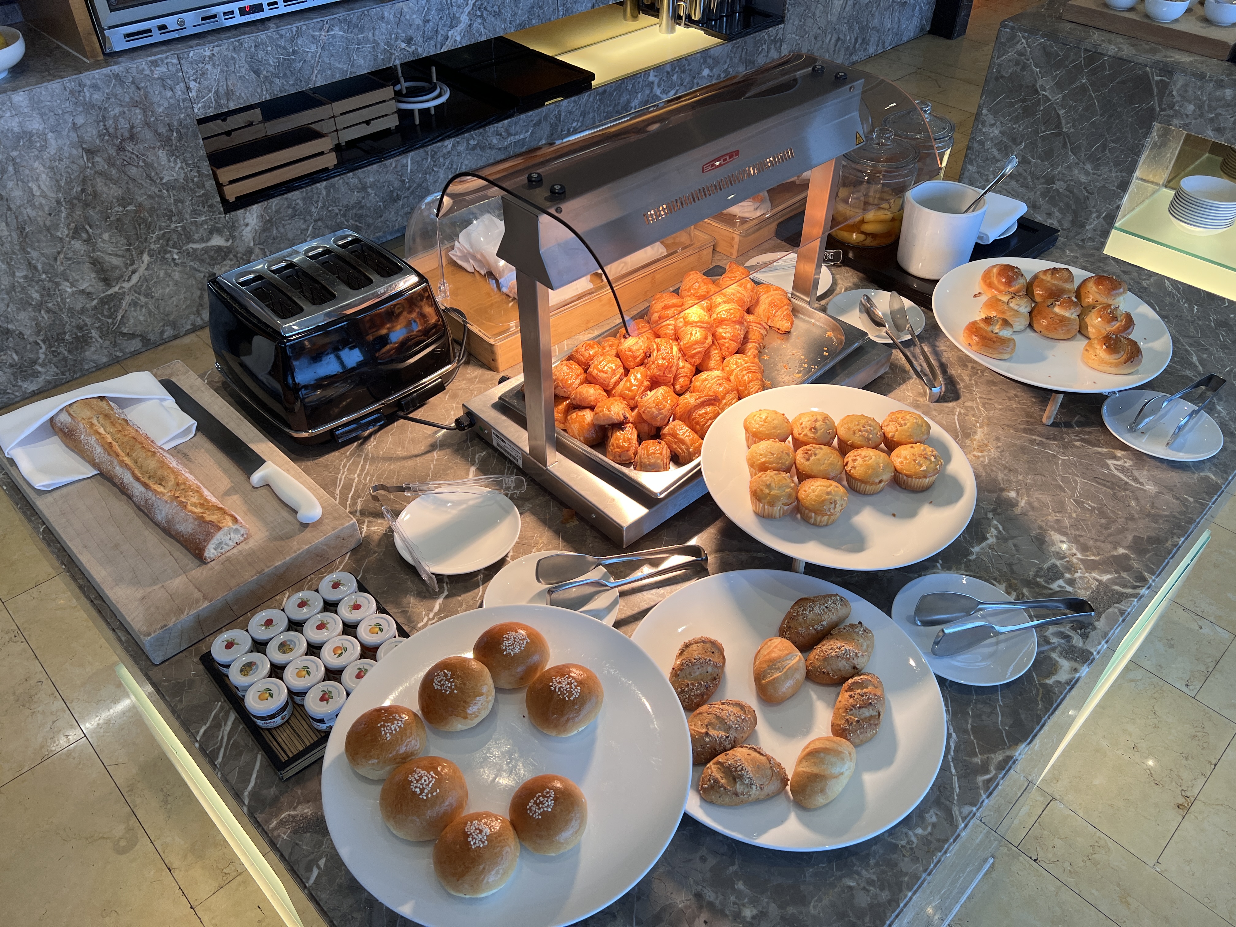Hyatt Regency Hong Kong Sha Tin Regency Club breakfast pastries