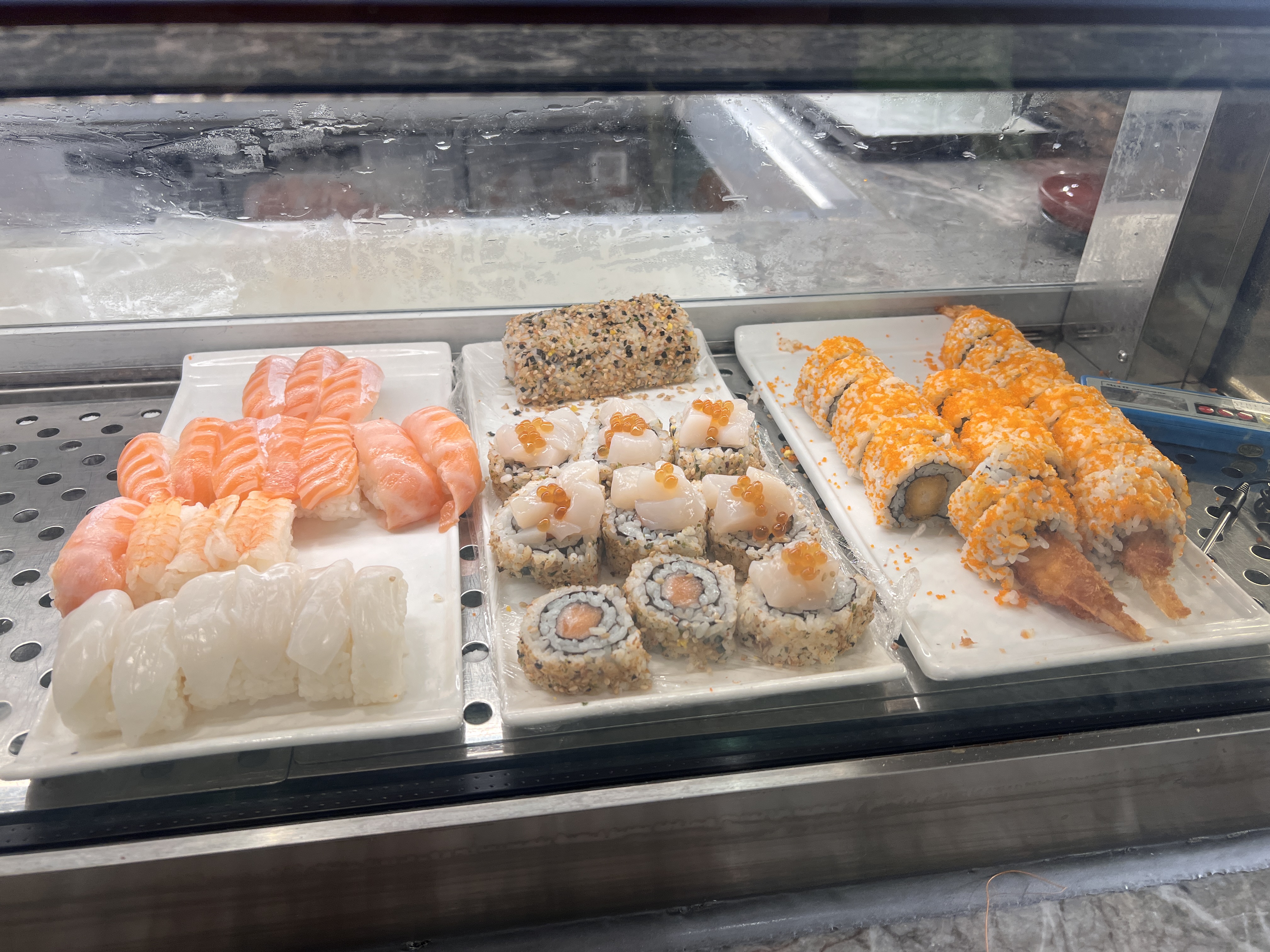 Hyatt Regency Hong Kong Sha Tin cafe sushi 1