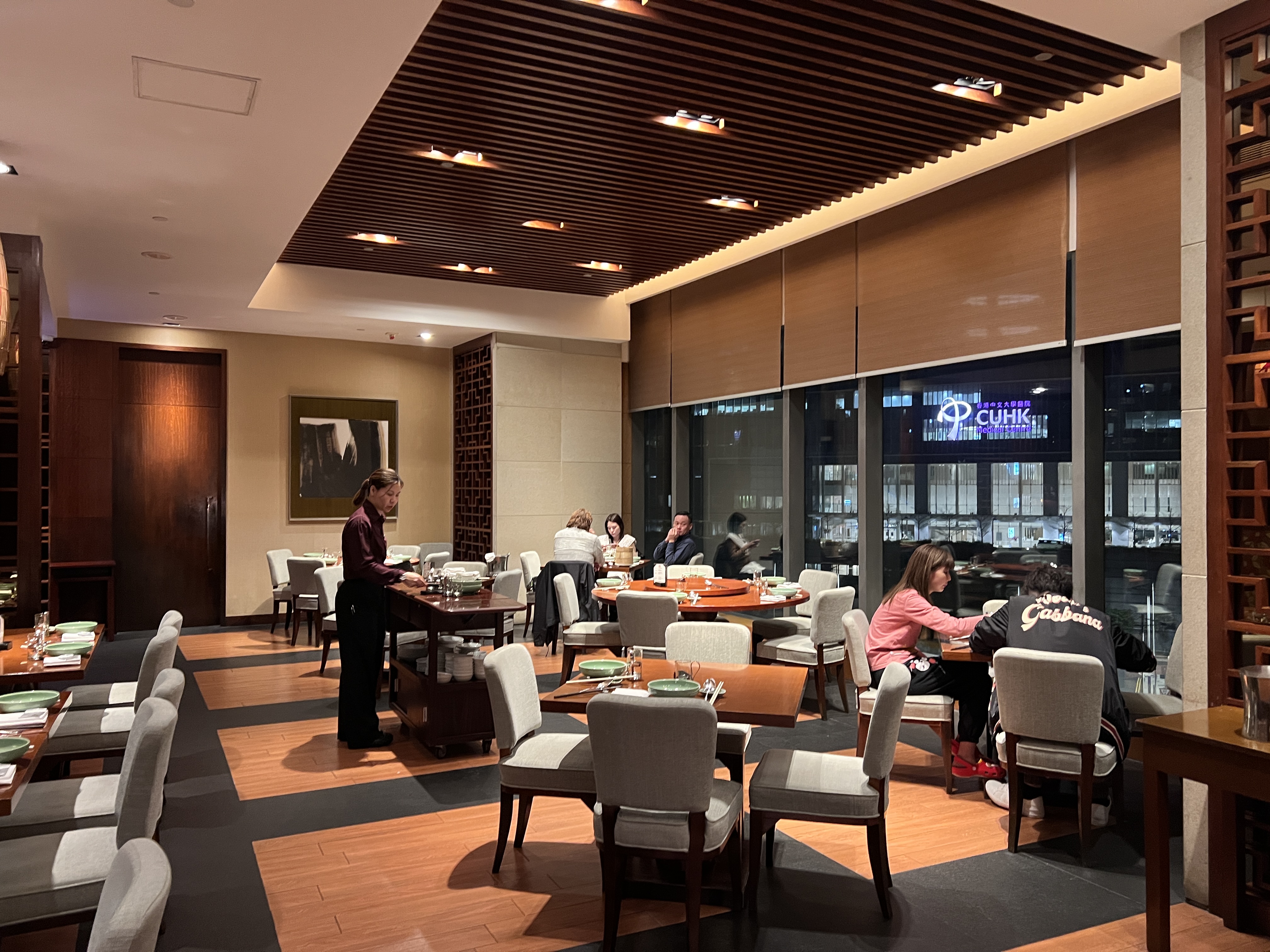 Hyatt Regency Hong Kong Sha Tin seating option at Cafe 