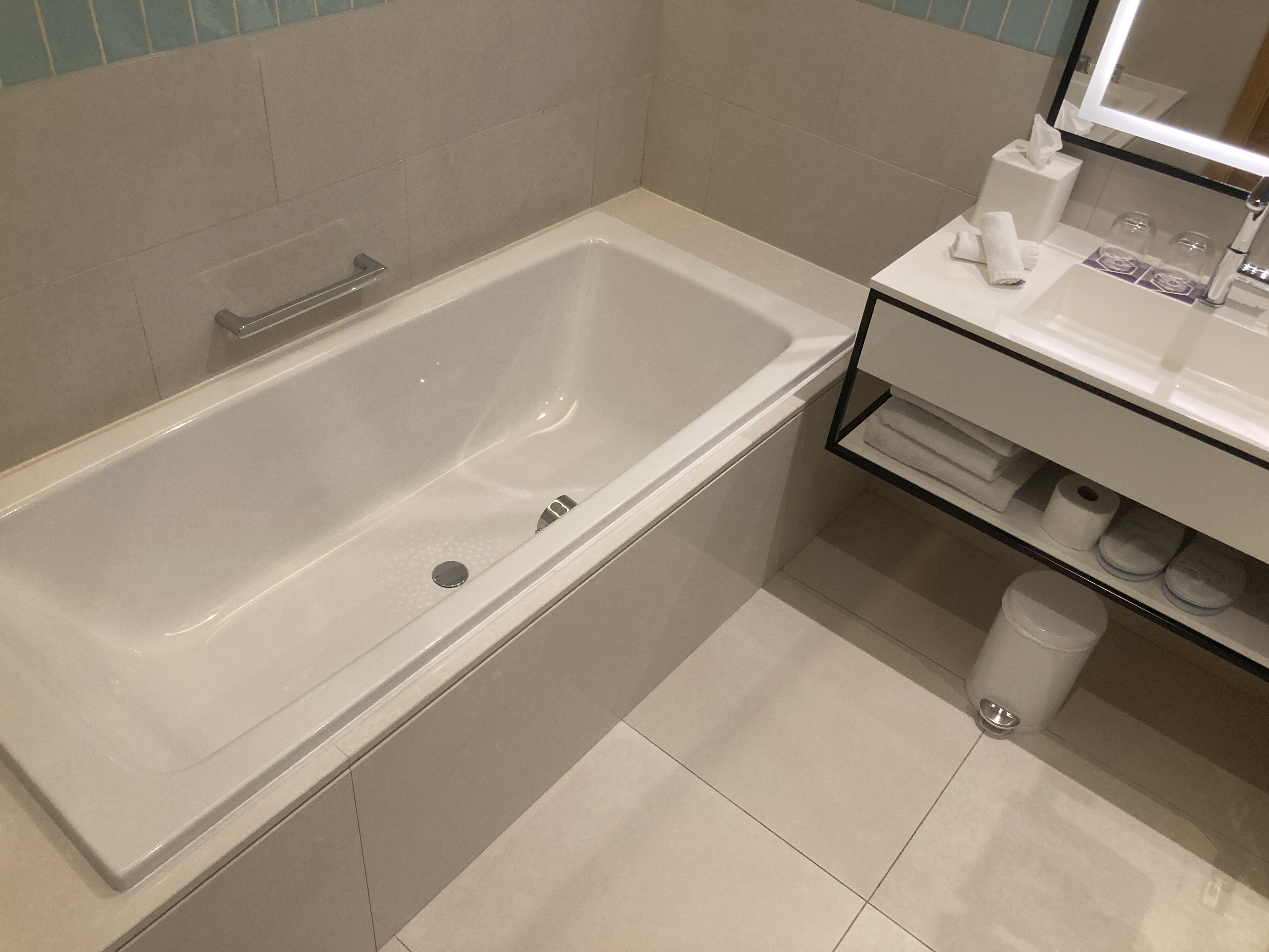 Hyatt Regency Lisbon bath tub Hyatt Regency Lisbon bath tub