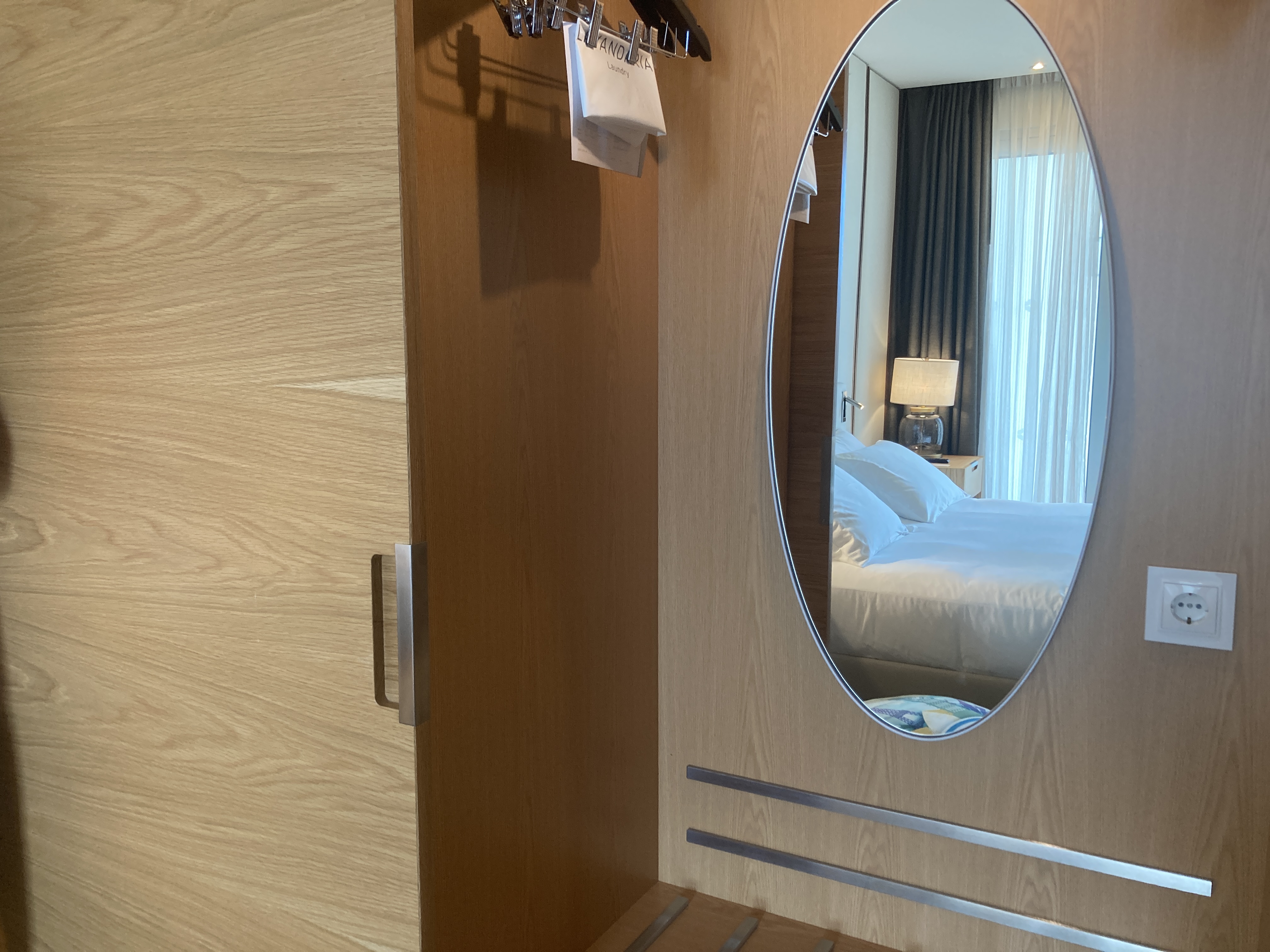 Hyatt Regency Lisbon bedroom closet Hyatt Regency Lisbon bedroom closet