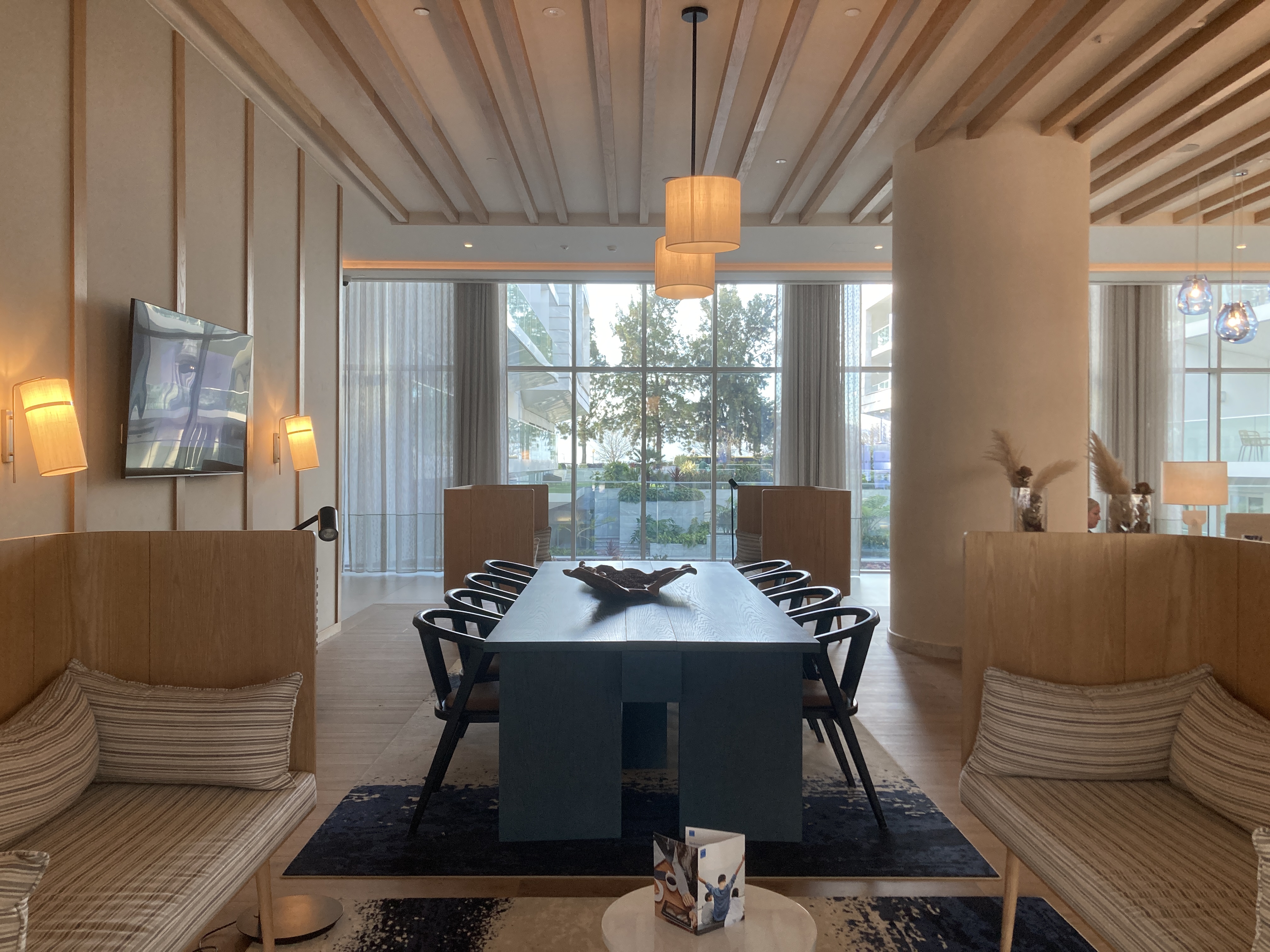 Hyatt Regency Lisbon ground floor meeting table Hyatt Regency Lisbon ground floor meeting table