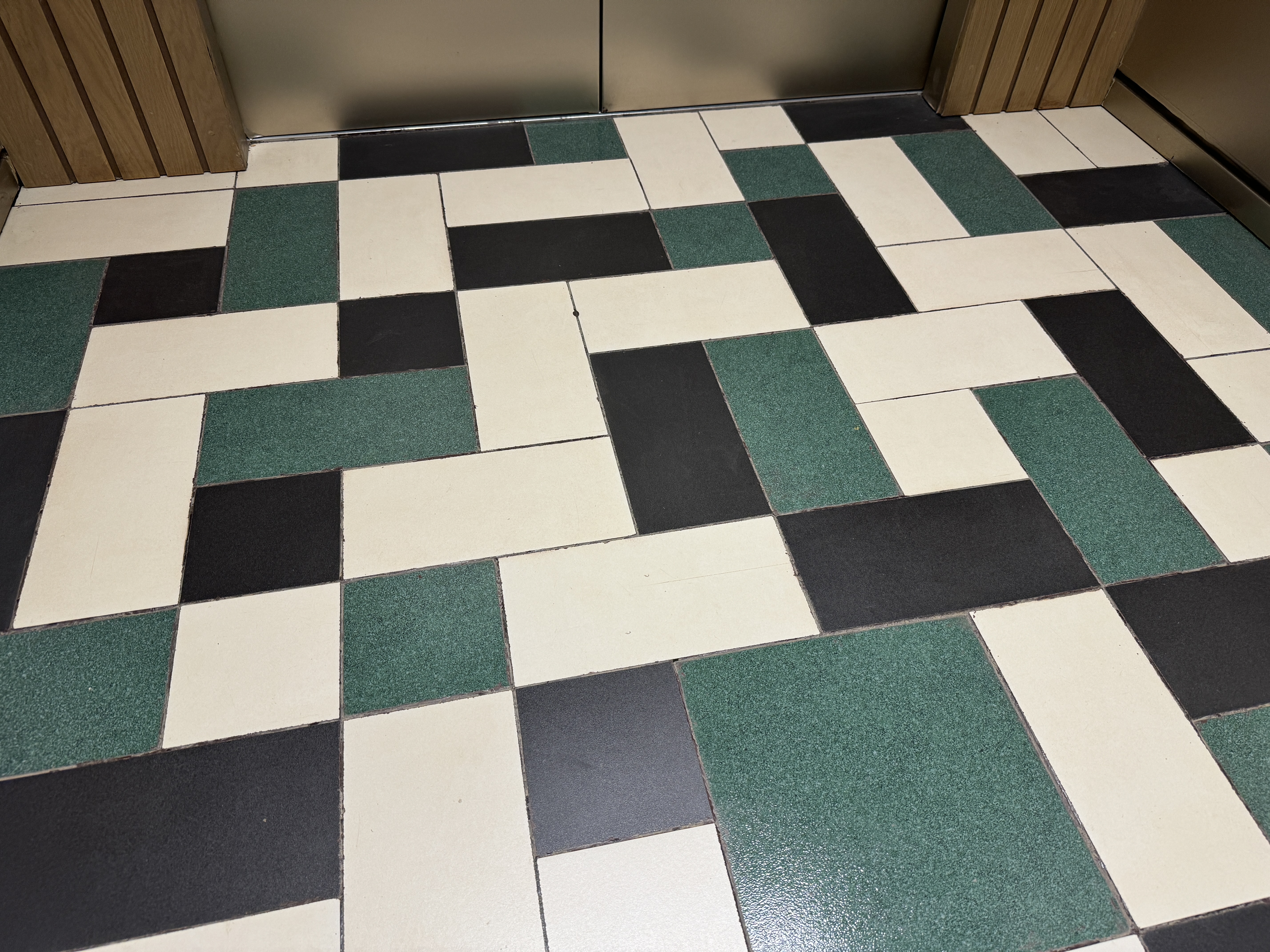 Hyatt Regency Nairobi elevator flooring