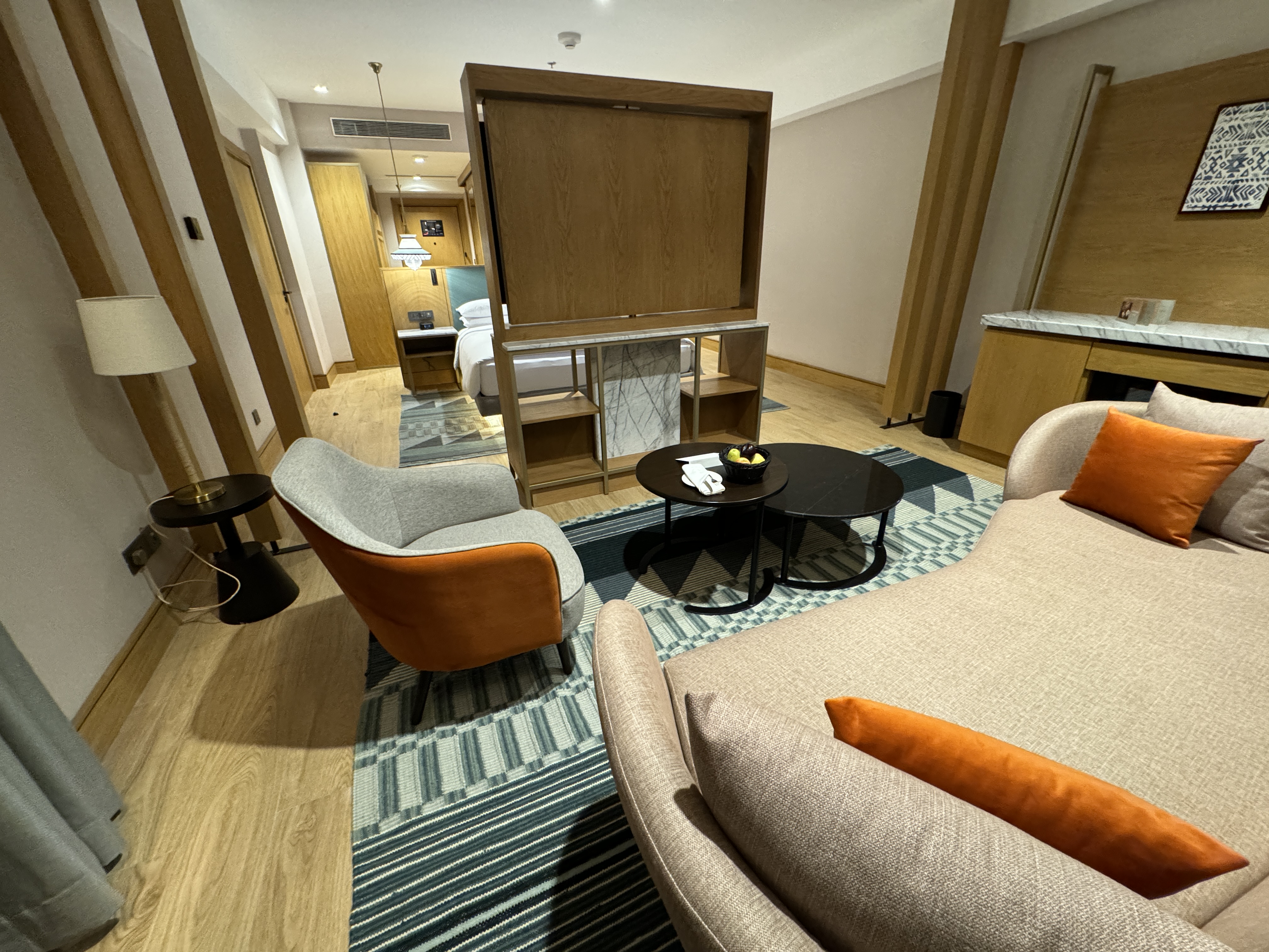 Hyatt Regency Nairobi king bed deluxe seating from window