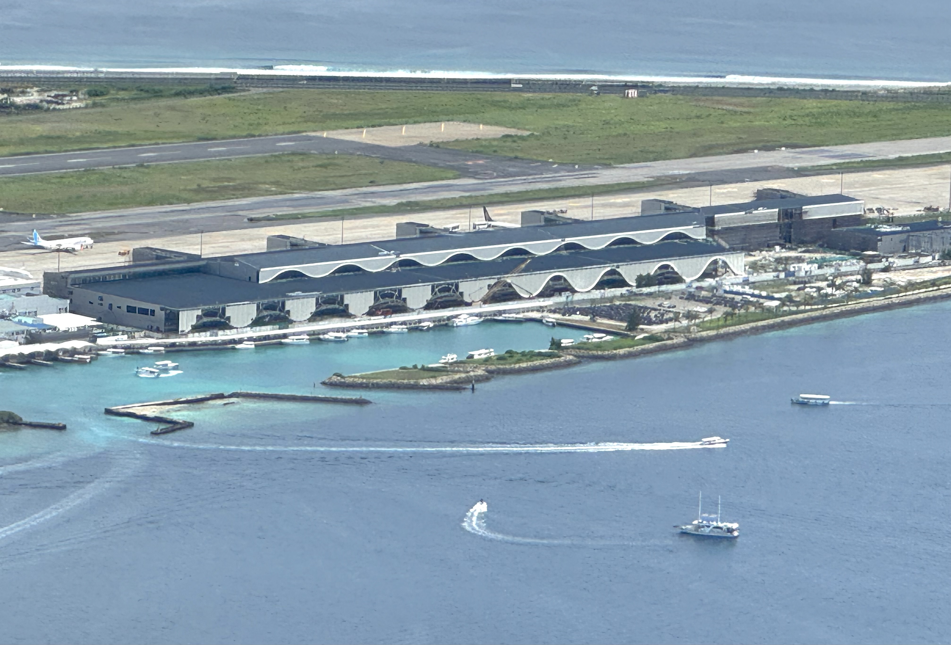 Iru Veli Male Airport