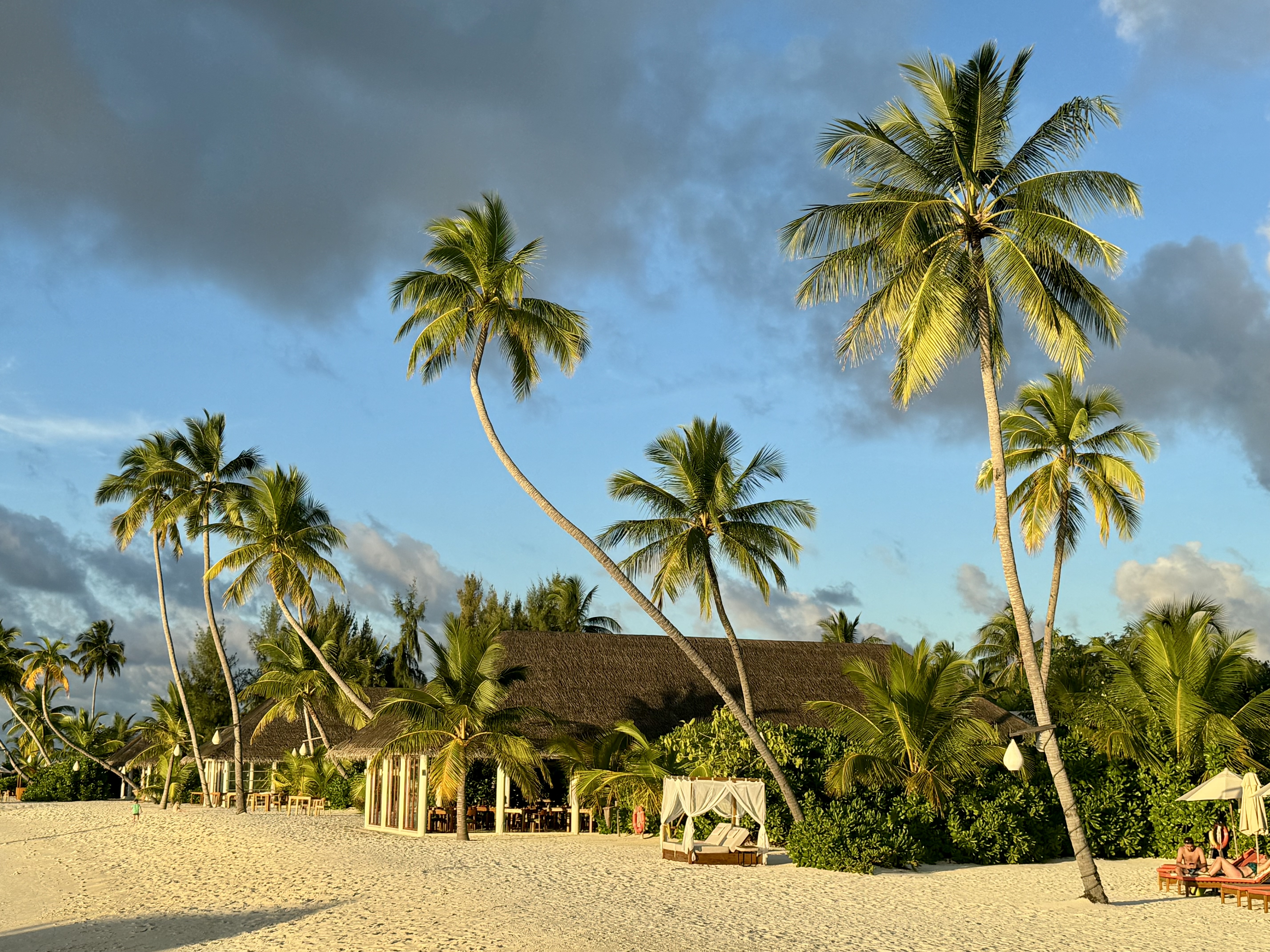 Iru Veli island 