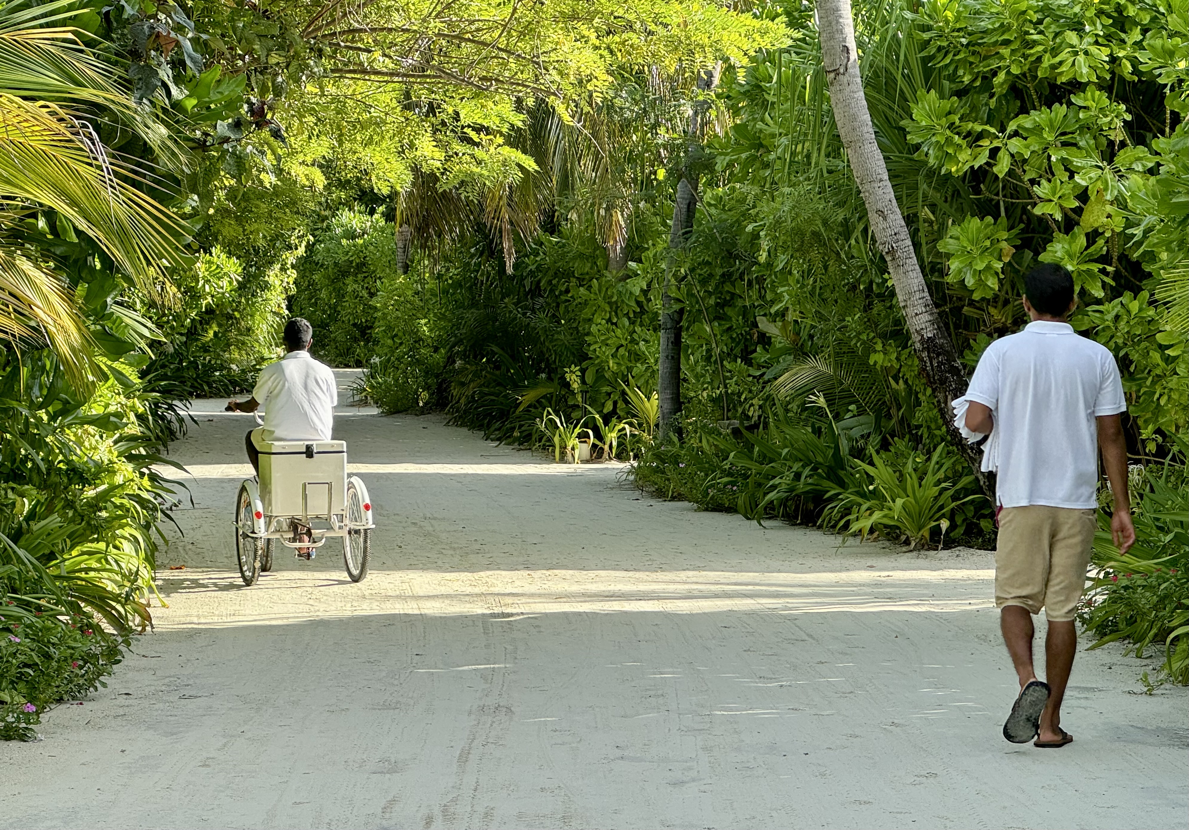 Iru Veli island