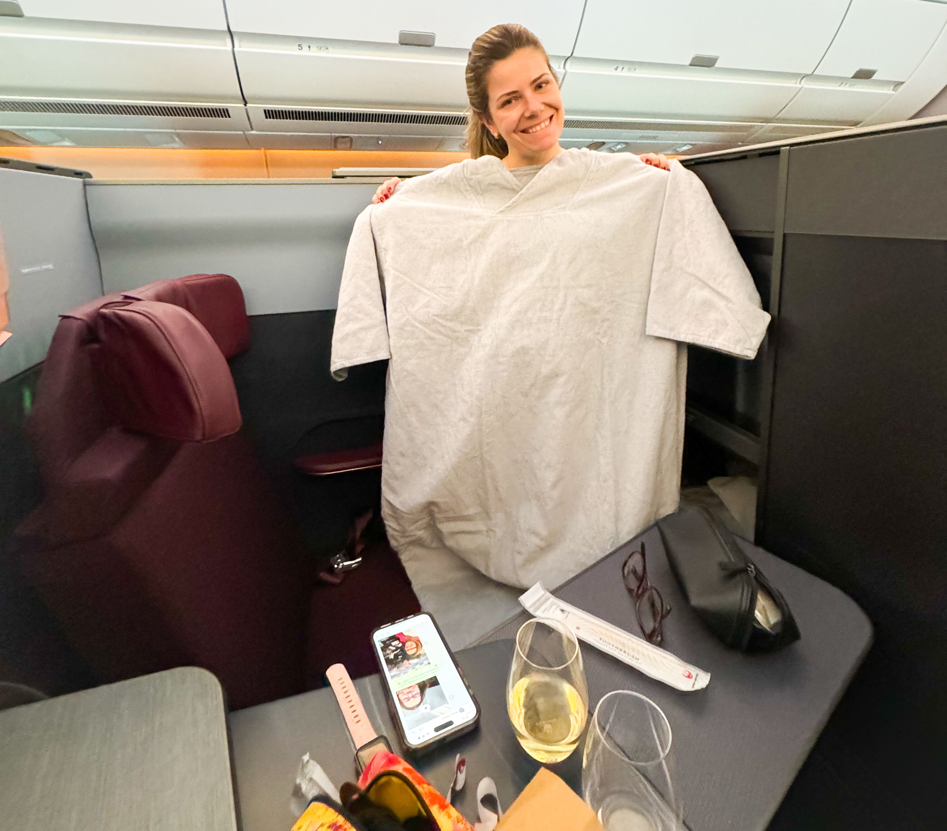Japan Airlines A350 1000 business pajamas Japan Airlines A350 1000 business pajamas