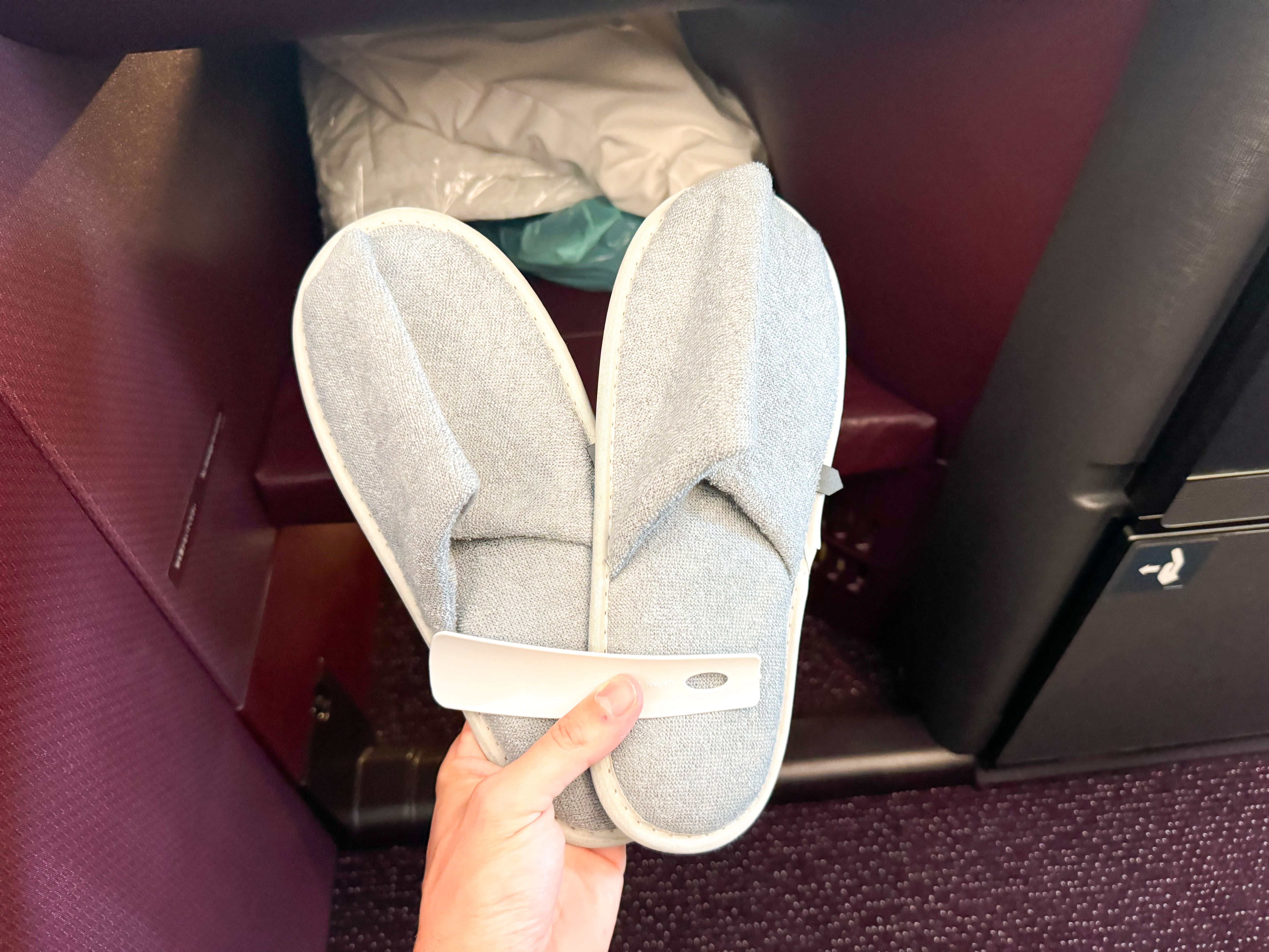 Japan Airlines A350 1000 business slippers Japan Airlines A350 1000 business slippers