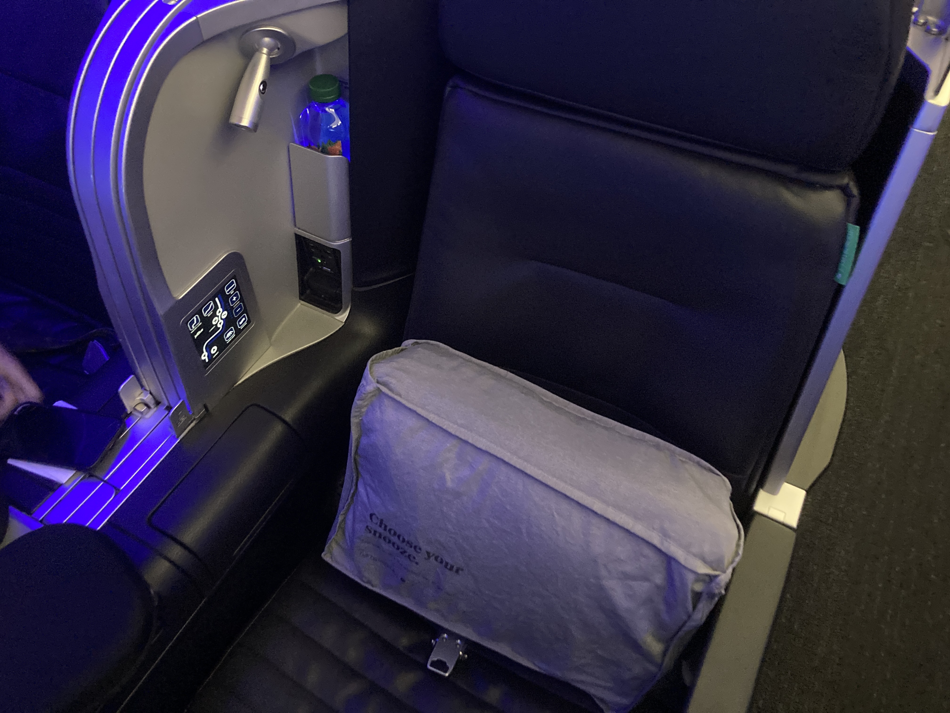 JetBlue Mint A321 seat 3D JetBlue Mint A321 seat 3D