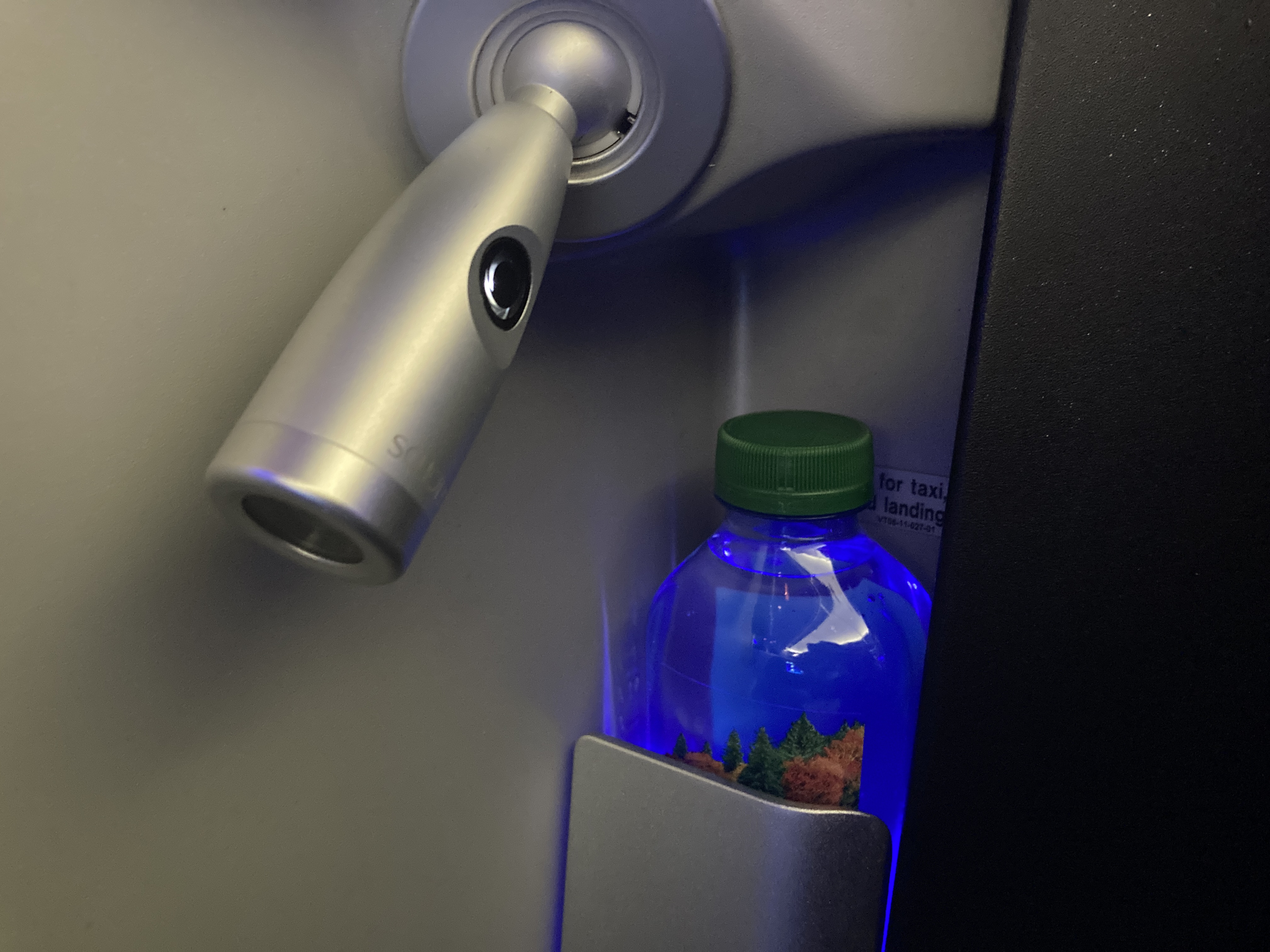 JetBlue Mint A321 seats reading lamp and bottled water JetBlue Mint A321 seats reading lamp and bottled water