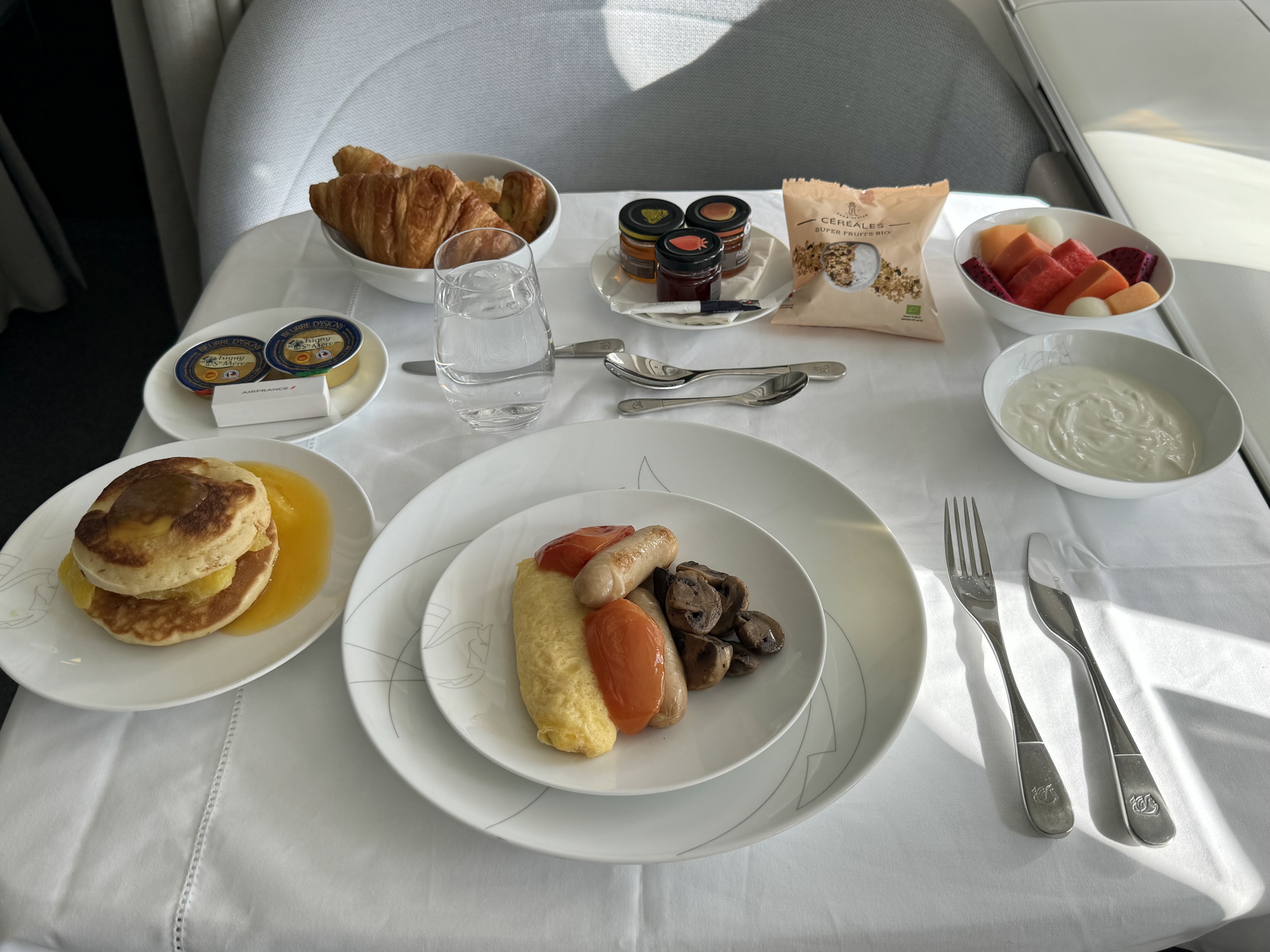La Premiere FnB breakfast