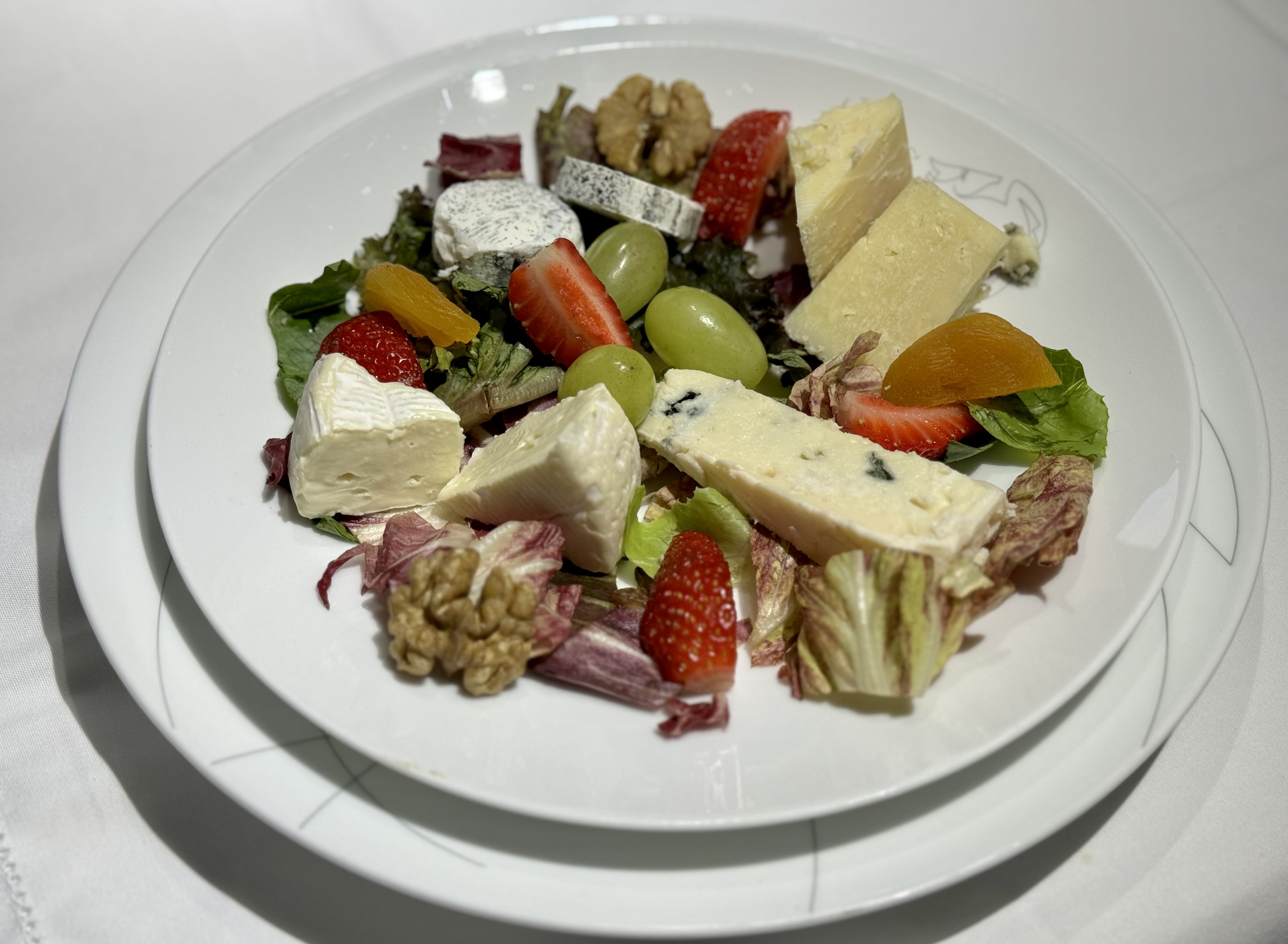 La Premiere FnB cheese plate