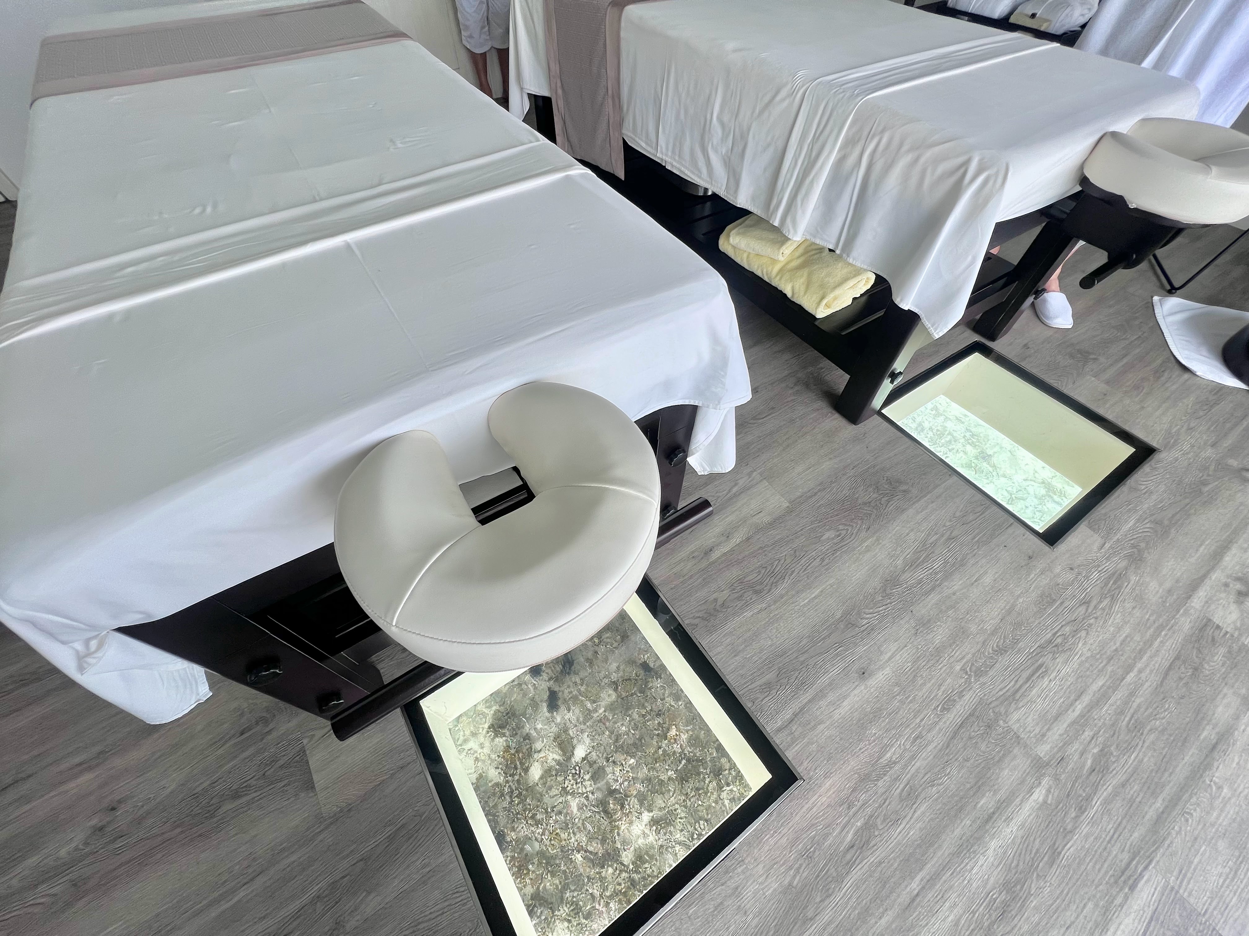 Massage table with reef view