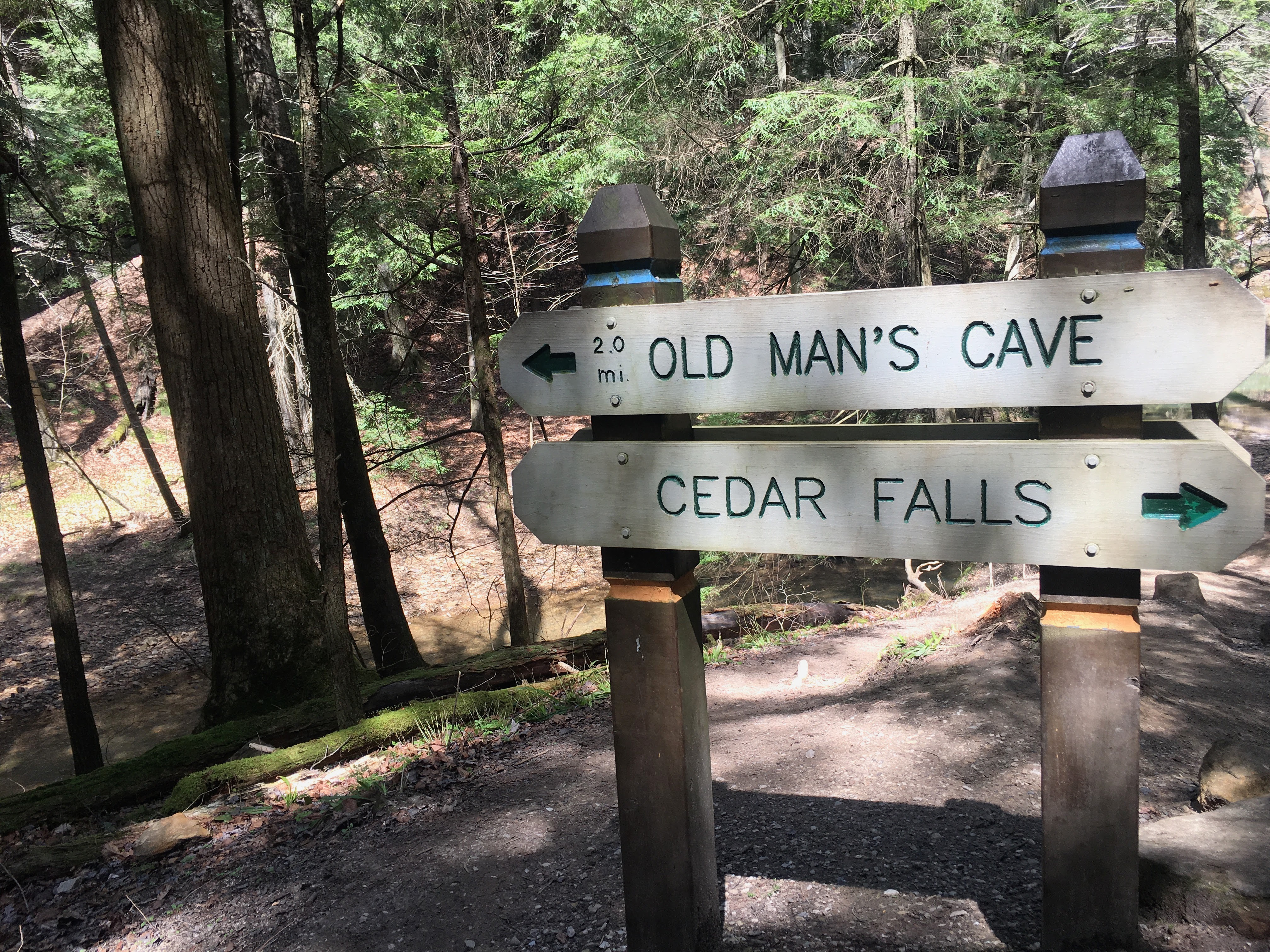 Old Mans Cave and Cedar Falls trail markers Old Mans Cave and Cedar Falls trail markers
