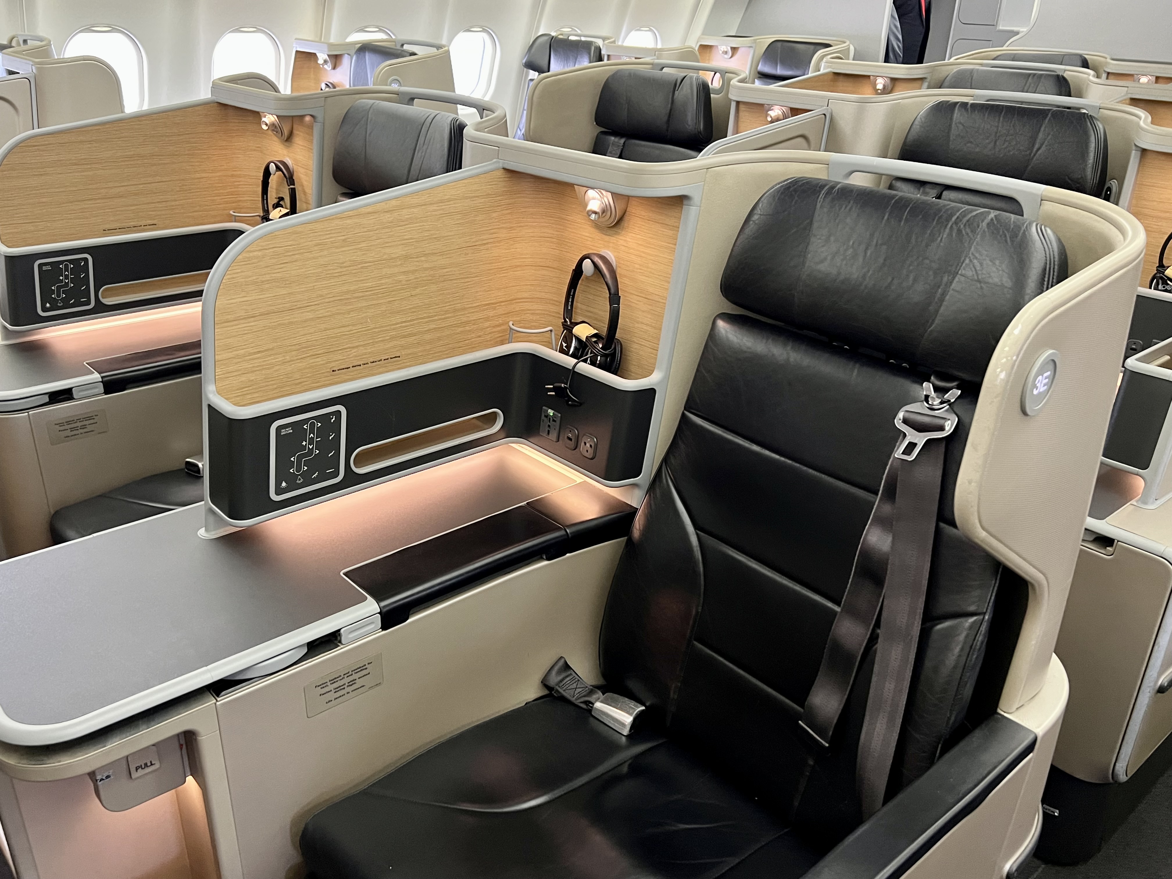 Qantas Airbus A330 business class Qantas Airbus A330 business class