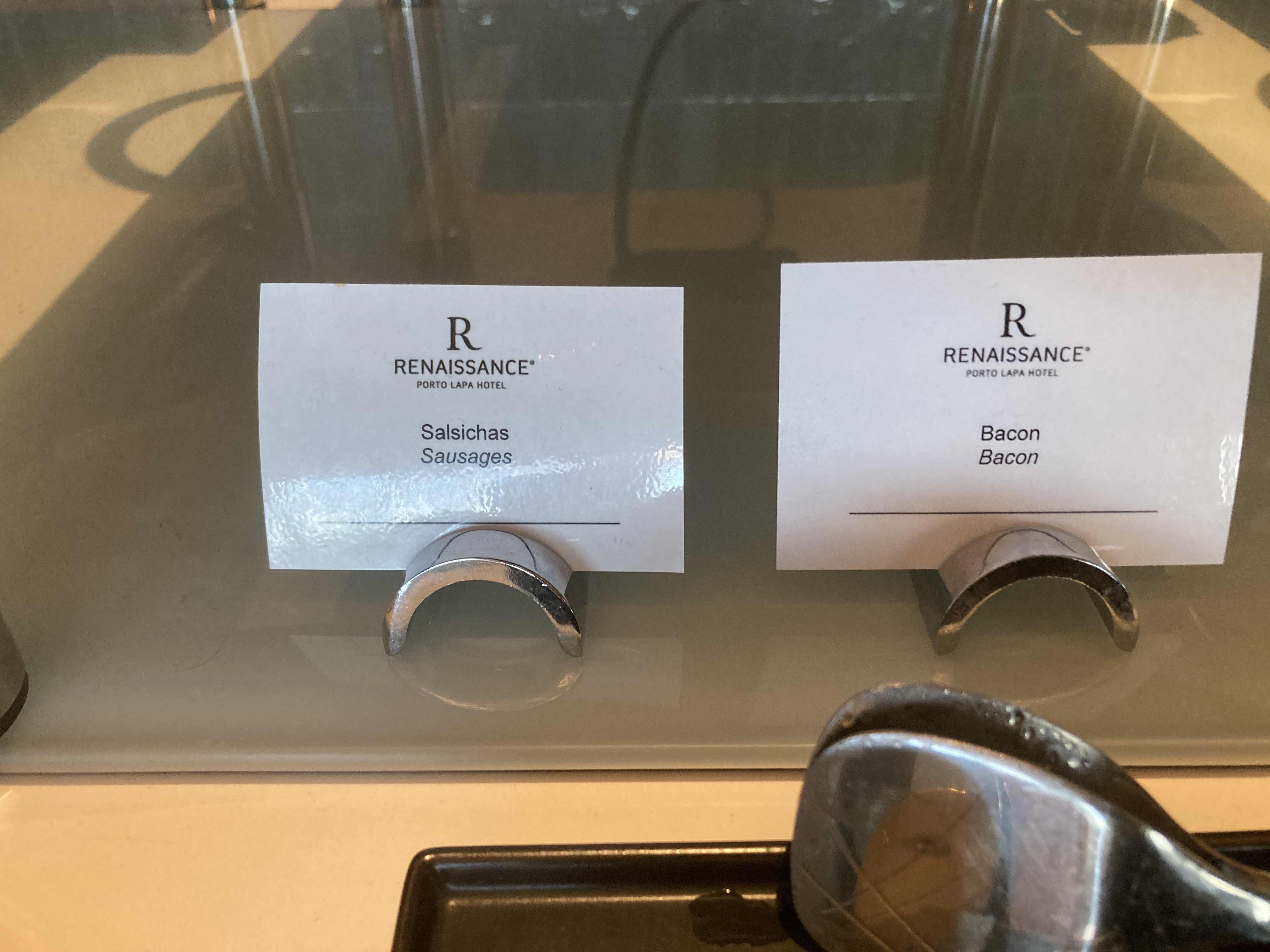Renaissance Porto Lapa Hotel breakfast buffet labels