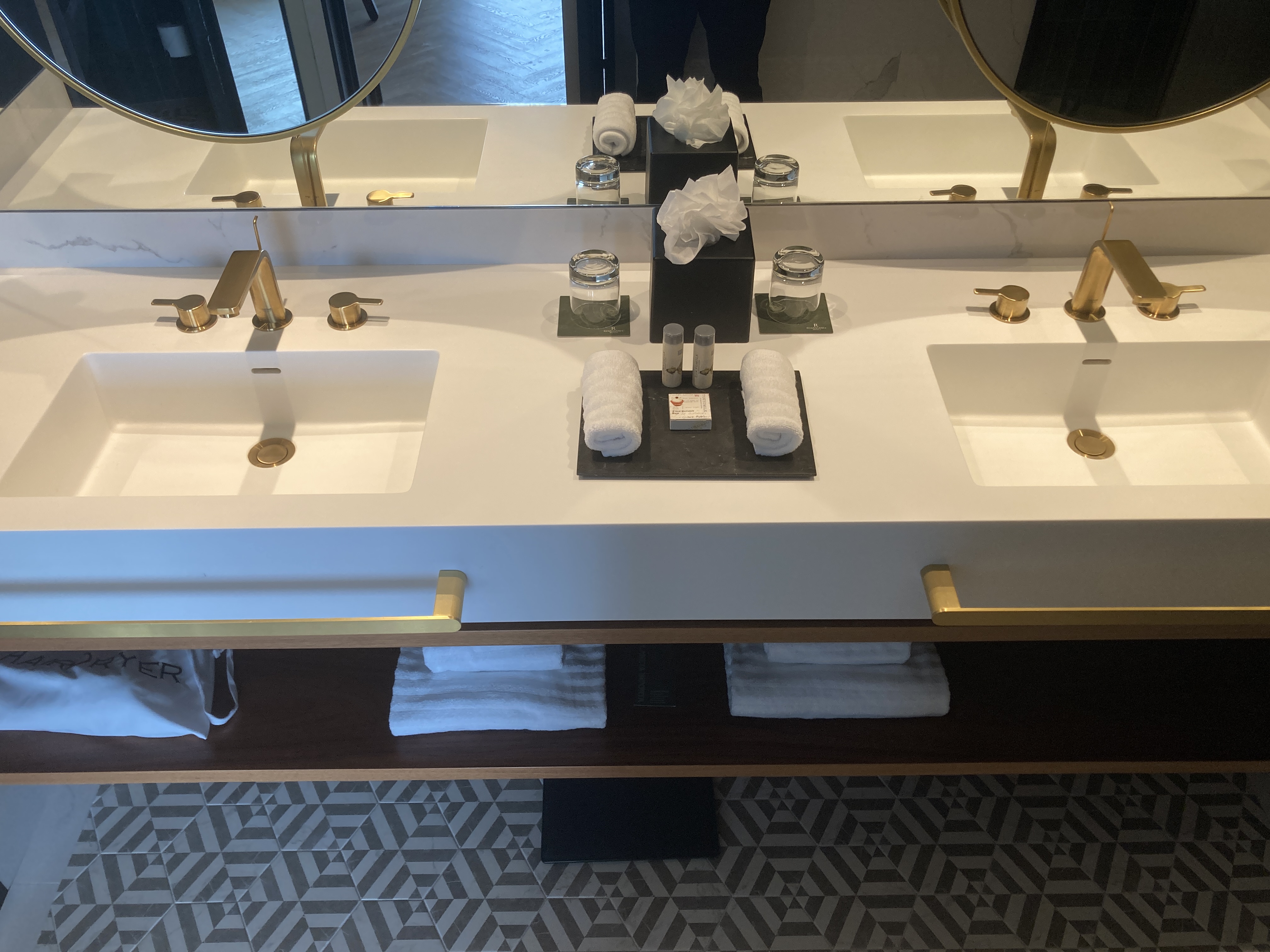 Renaissance Porto Lapa Hotel master bathroom dual sinks