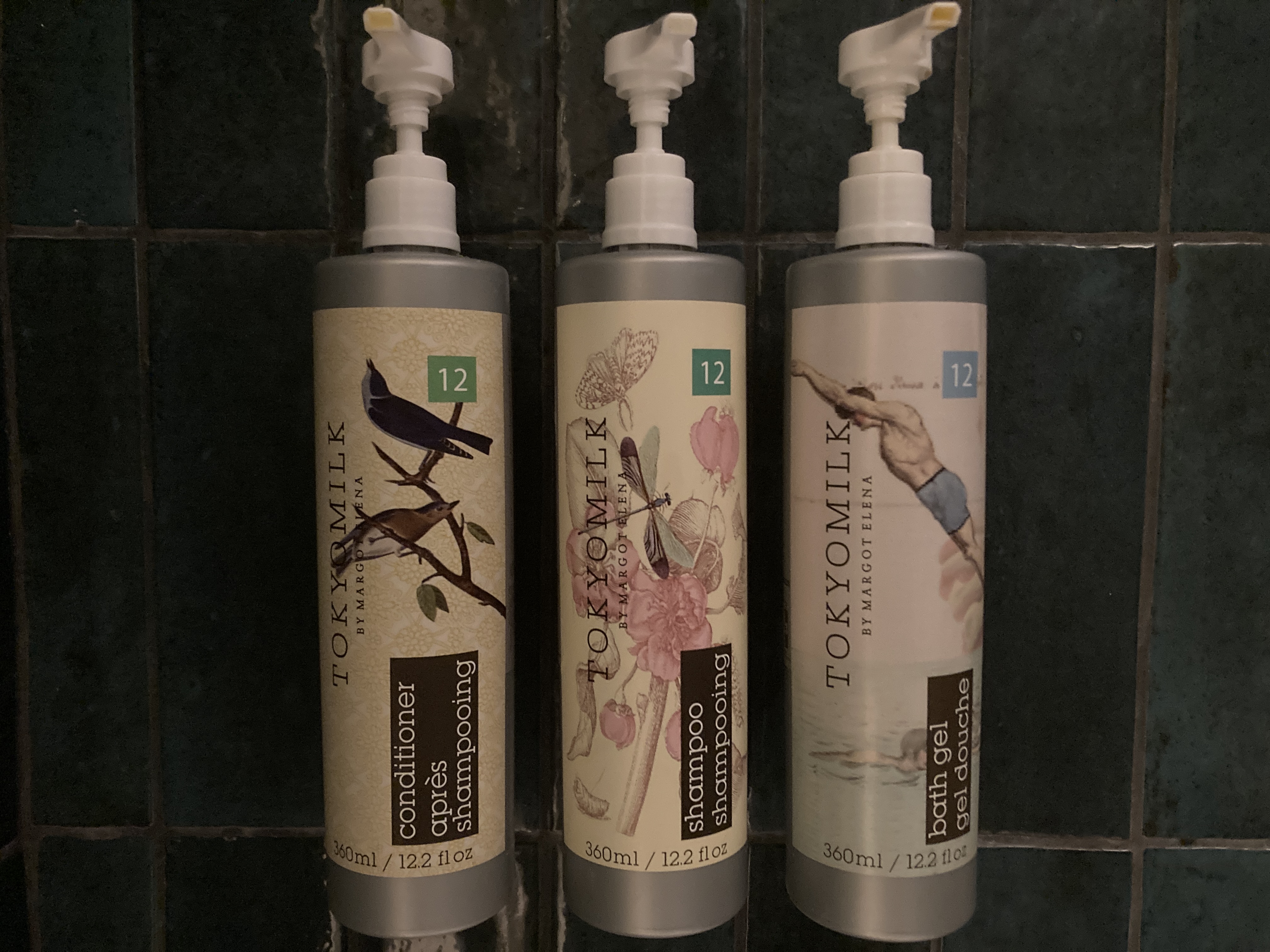 Renaissance Porto Lapa Hotel master bathroom toiletries in shower