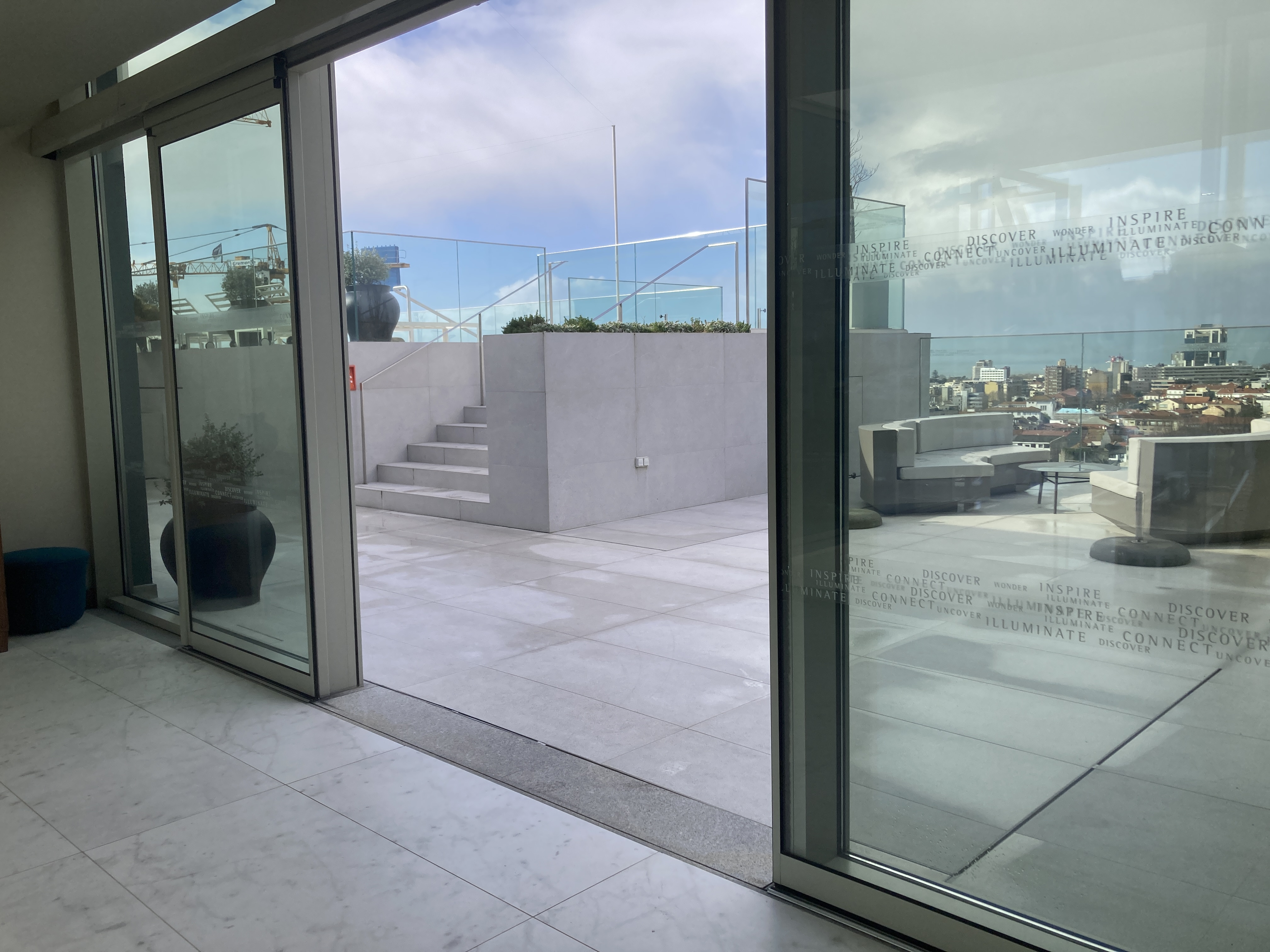 Renaissance Porto Lapa Hotel rooftop pool bar entrance