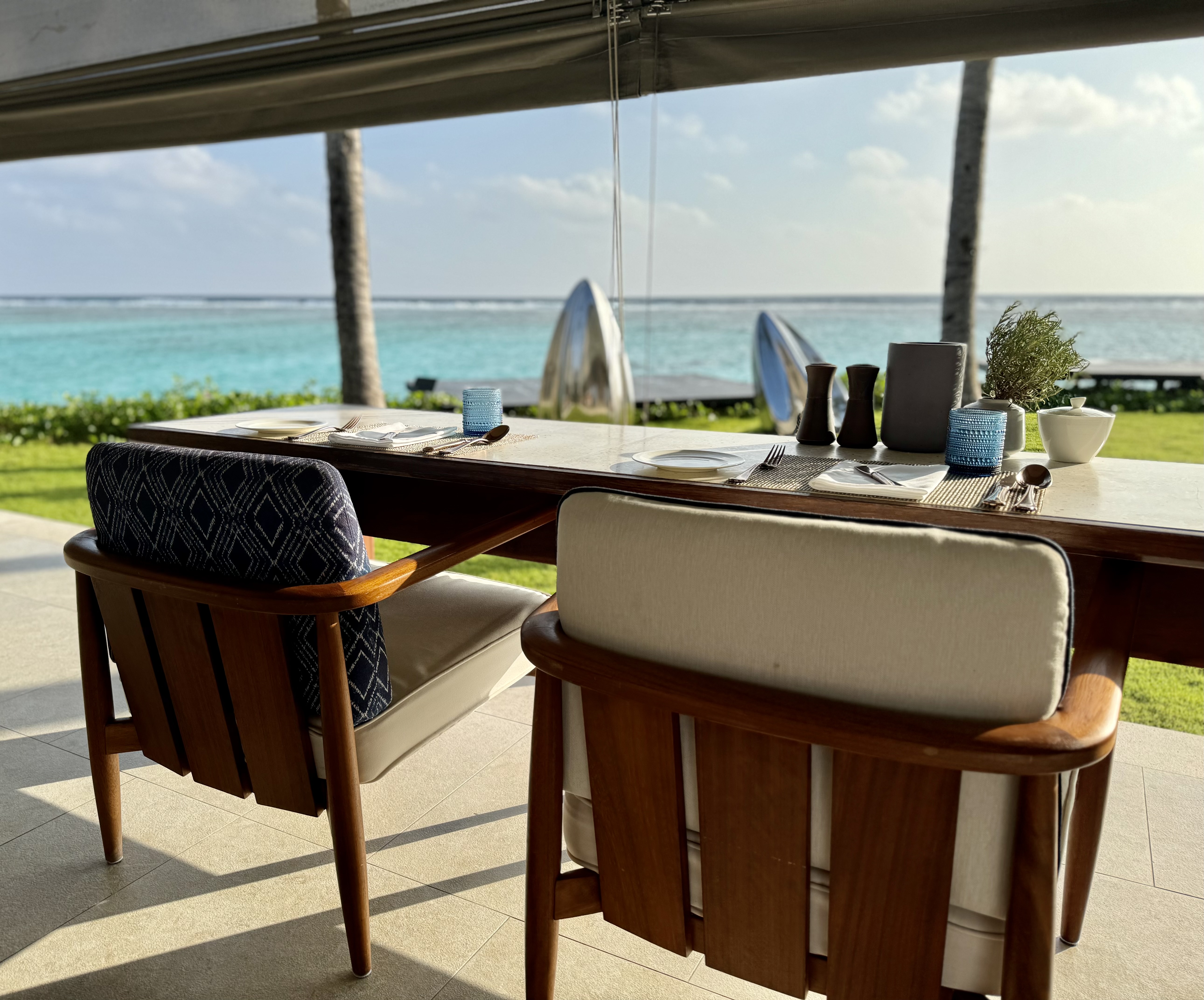 Ritz Carlton Fari Islands FnB La Locanda breakfast view