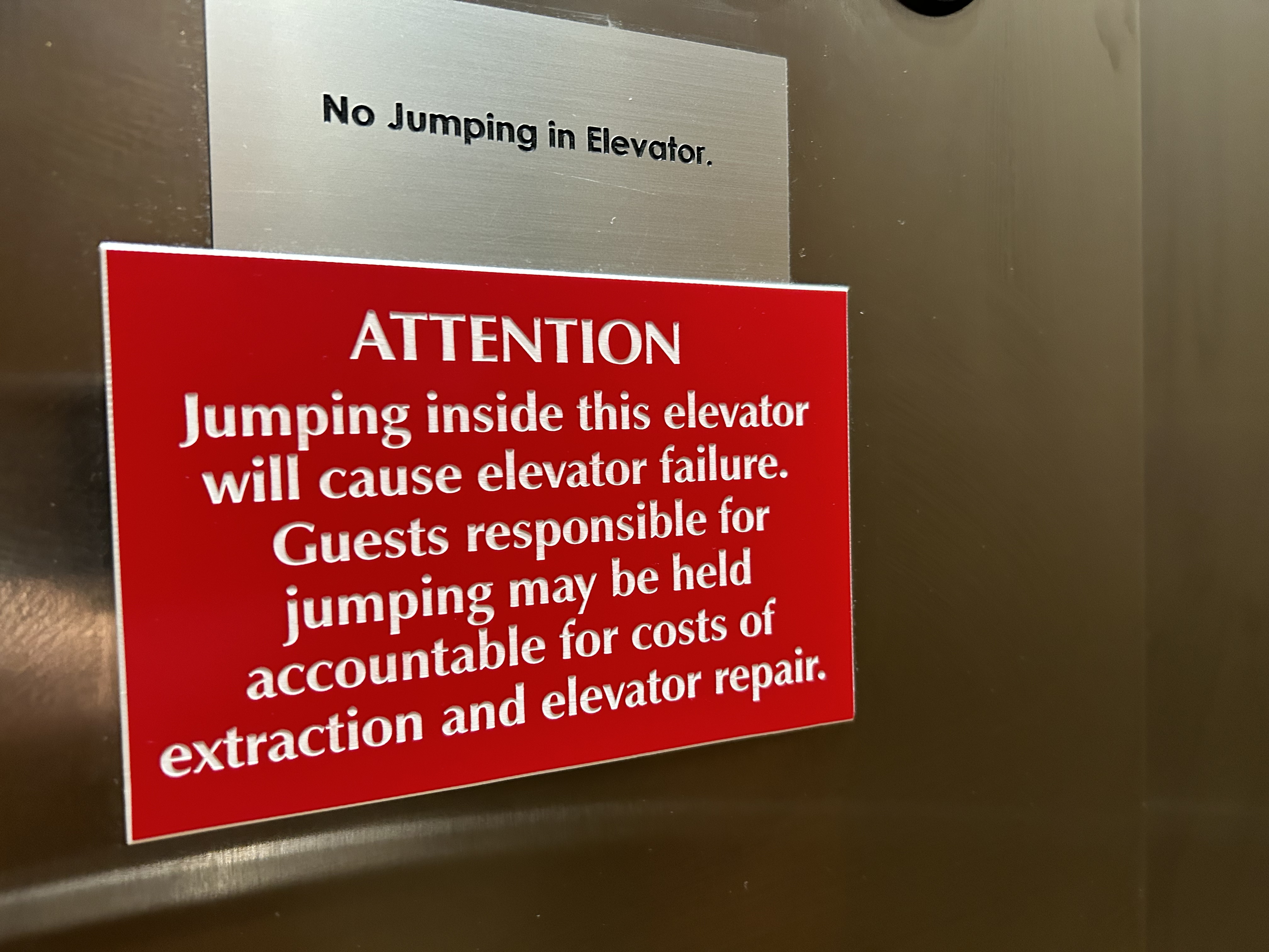 Saratoga Casino elevator sign