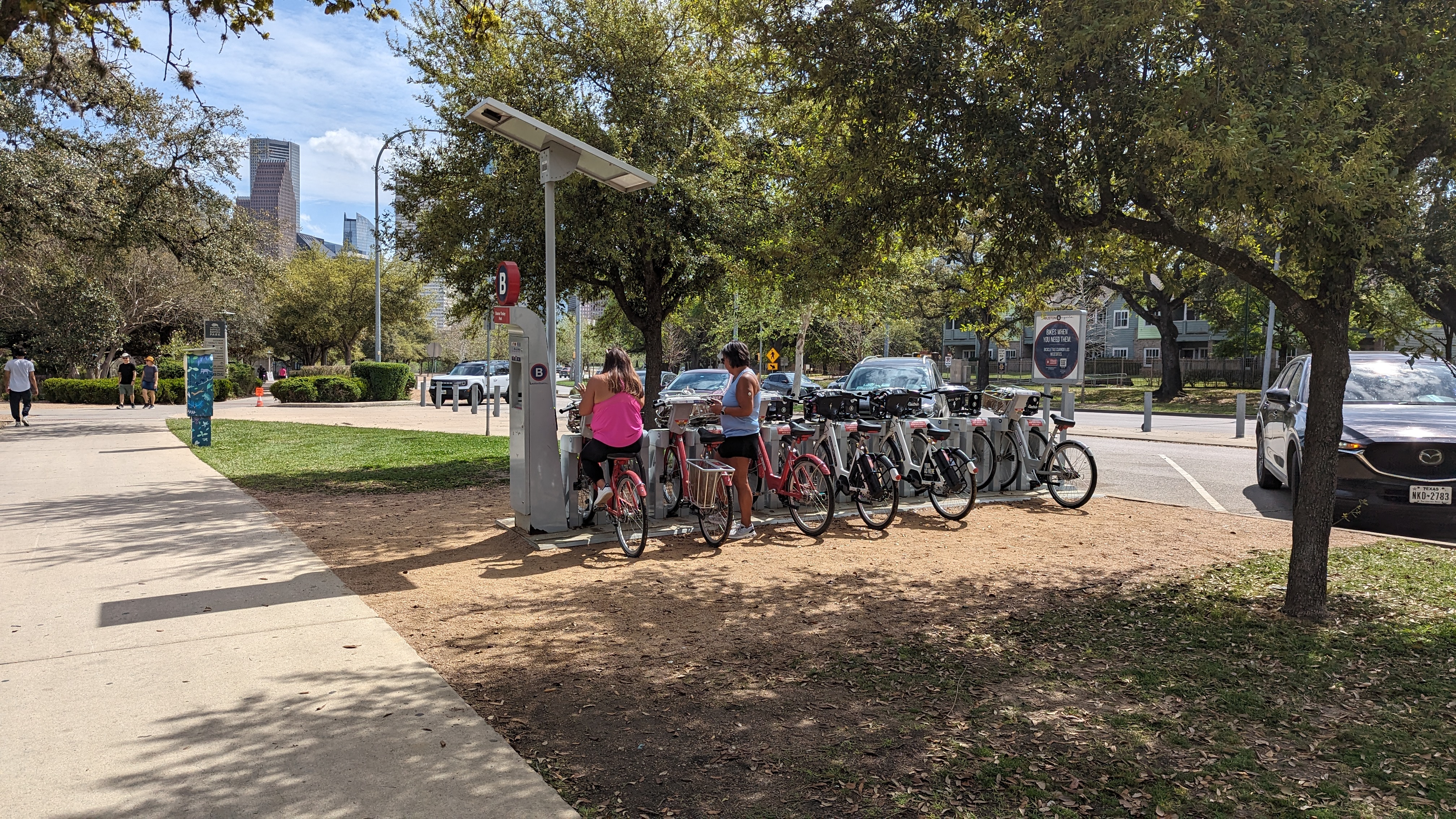 Thompson Houston Buffalo Bayou bike trail bike rentals Thompson Houston Buffalo Bayou bike trail bike rentals