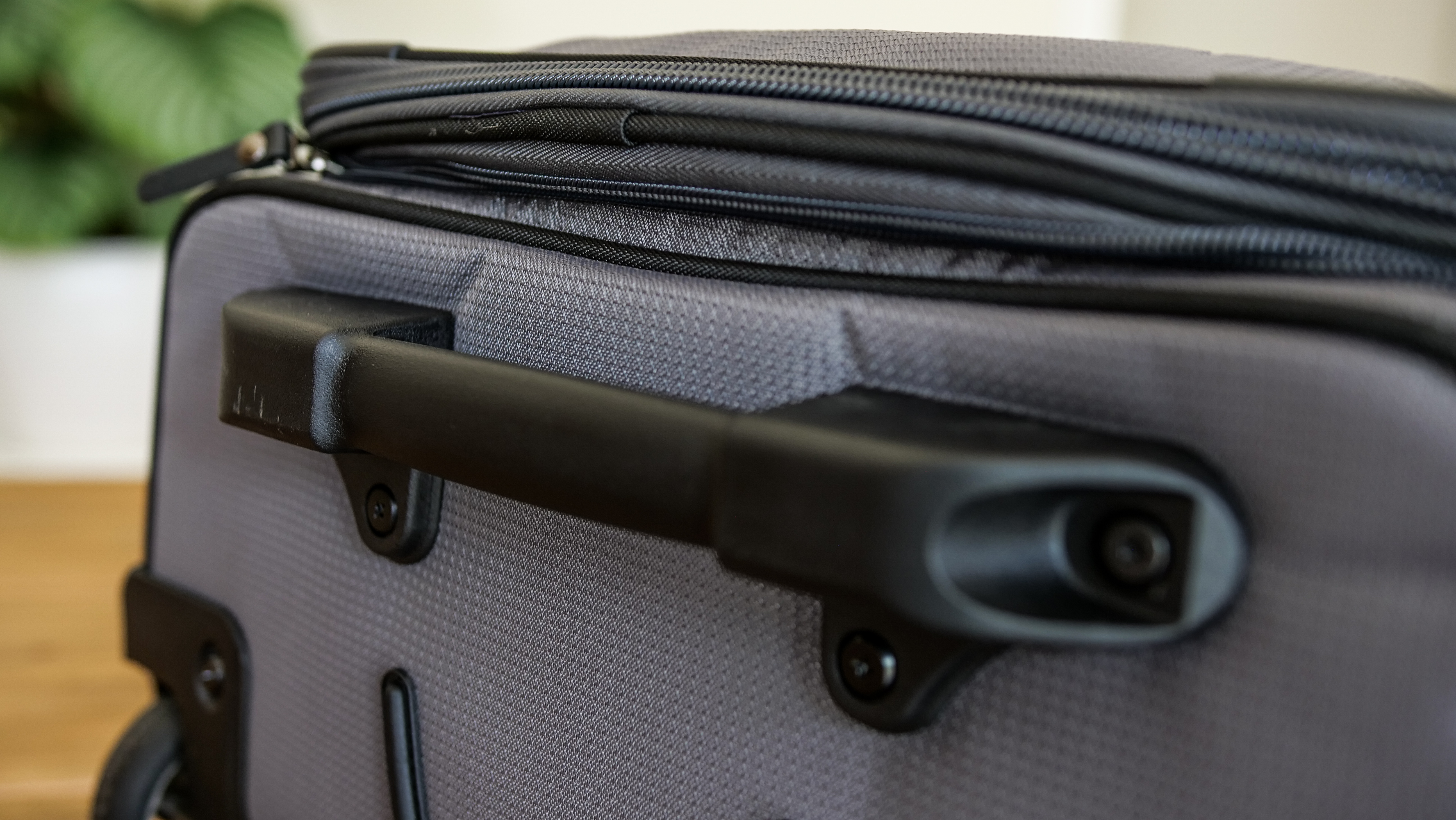 Travelpro Bold Softside bottom handle Travelpro Bold Softside bottom handle