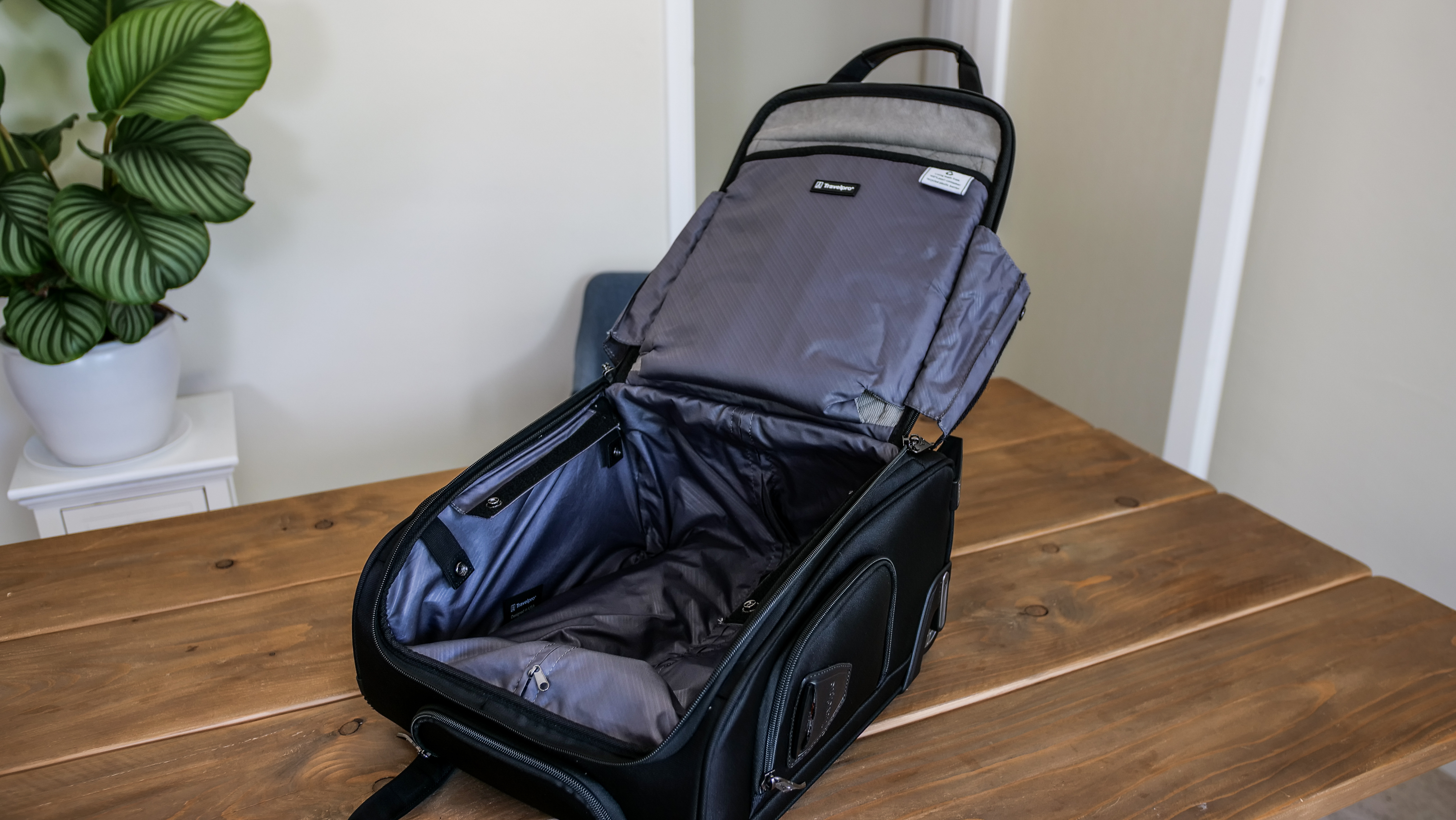 Travelpro Crew Versapack Interior Compartment