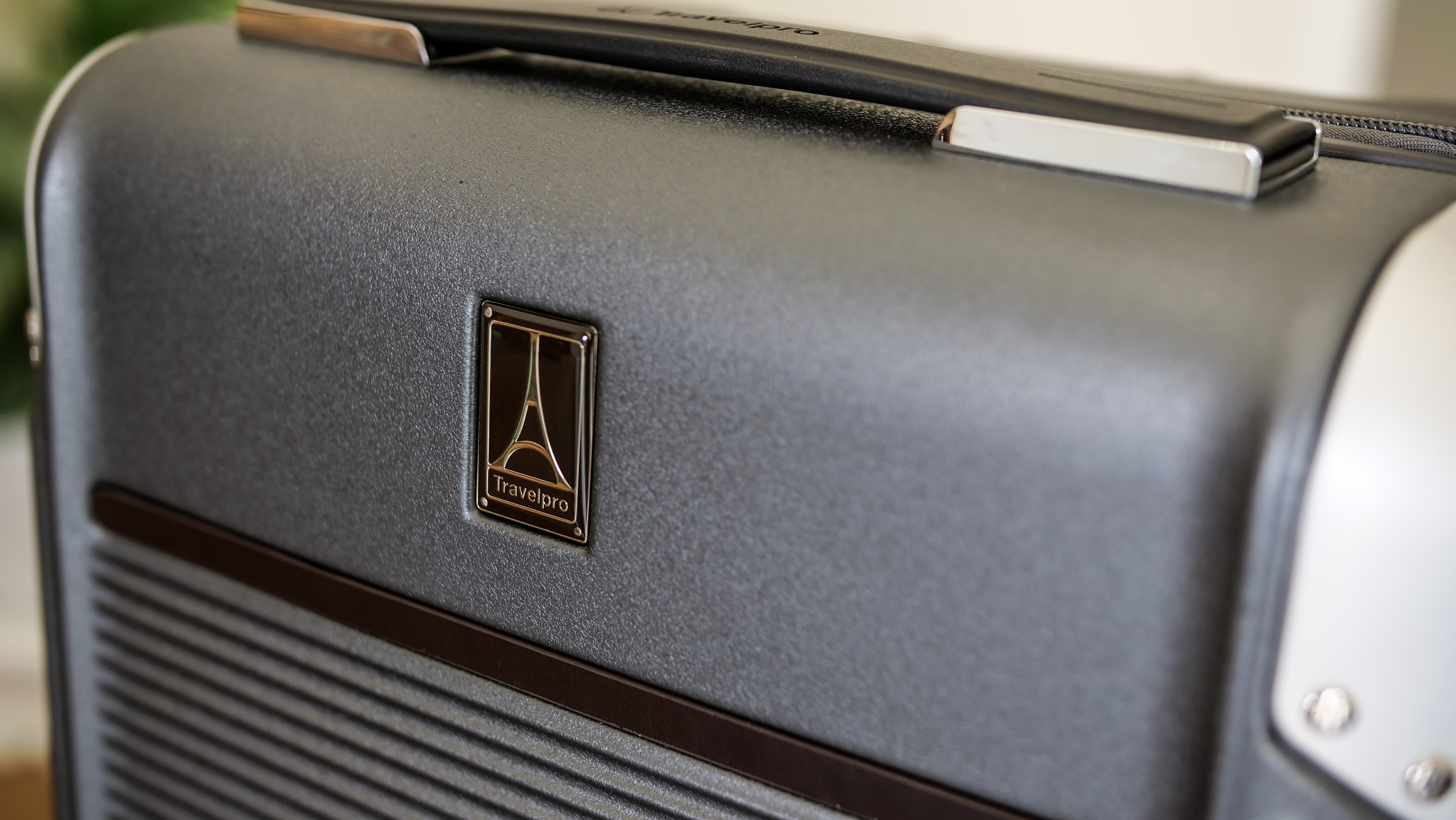 Travelpro Platinum Elite Hardside material