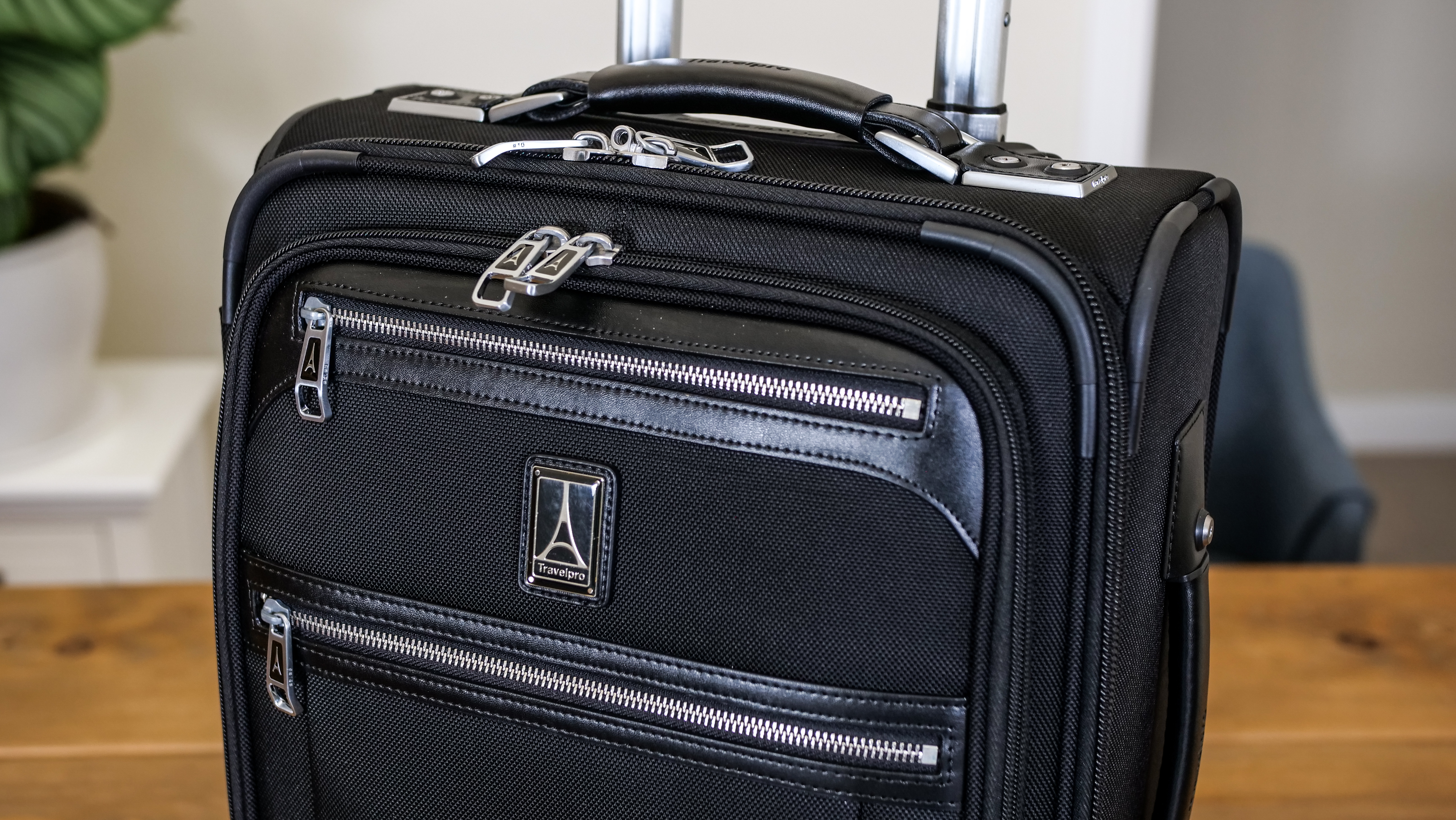 Travelpro Platinum Elite Softside Close