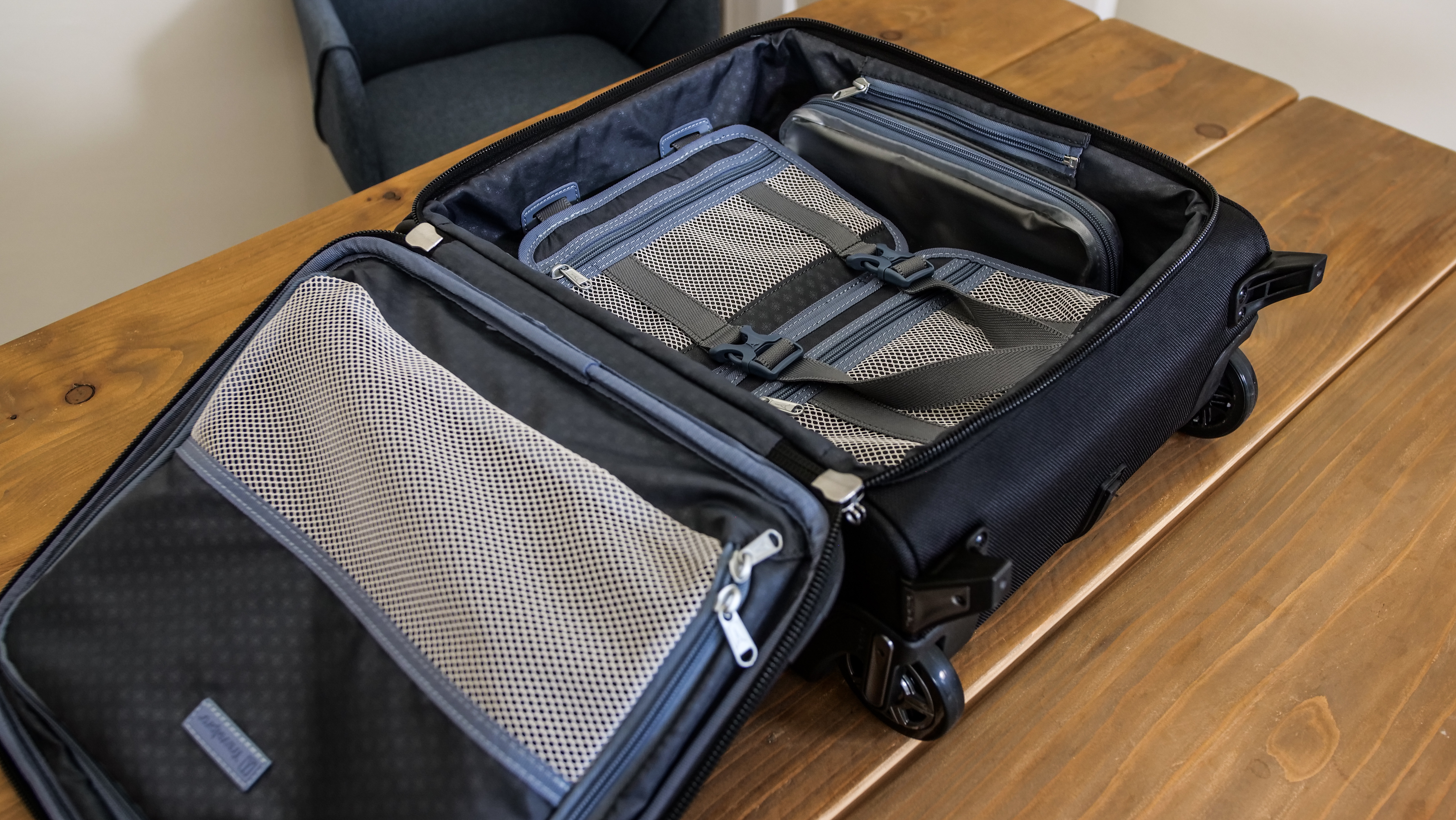 Travelpro Platinum Elite Softside Interior Compartment