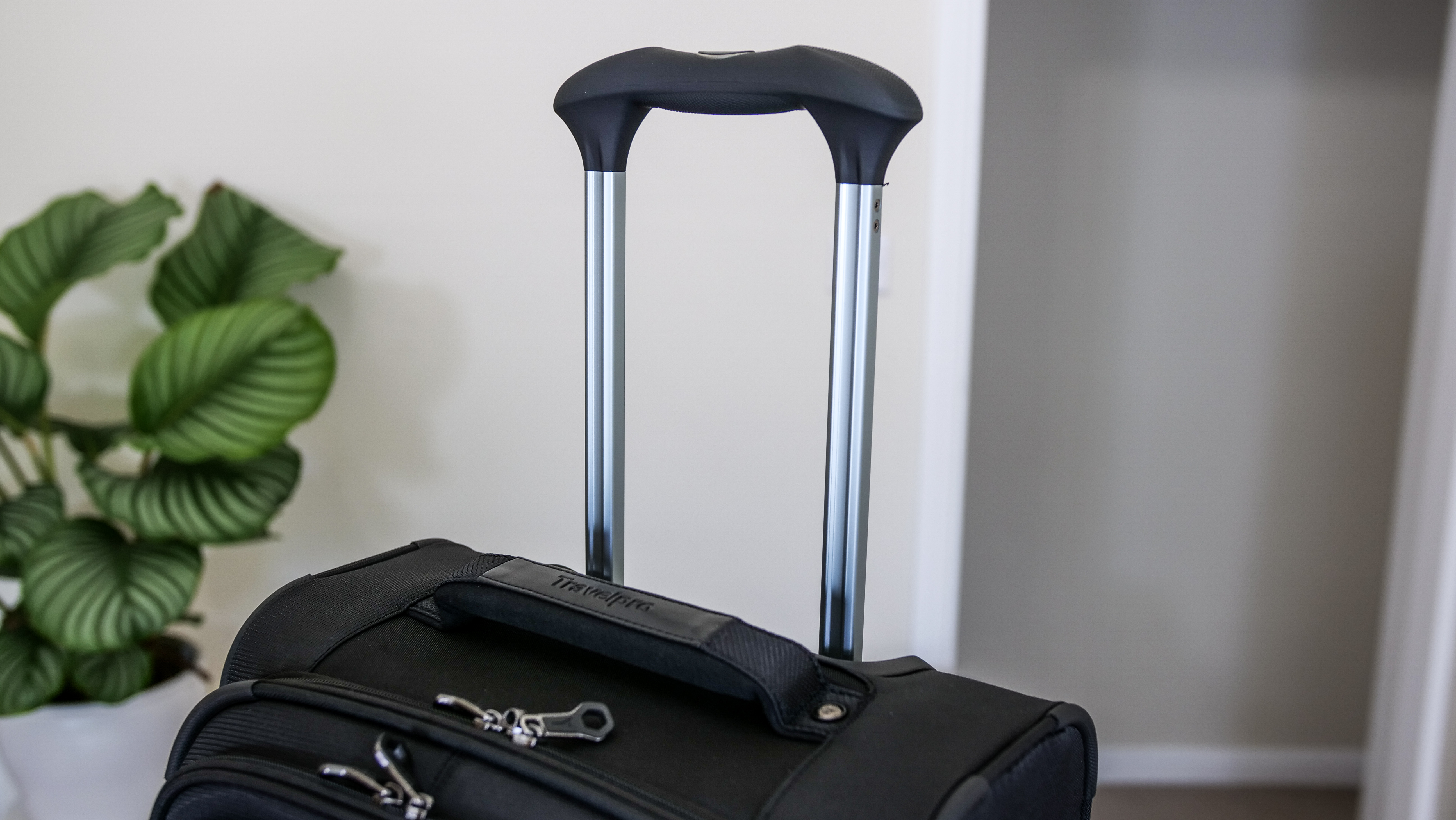 Travelpro Tourlite Softside Handles