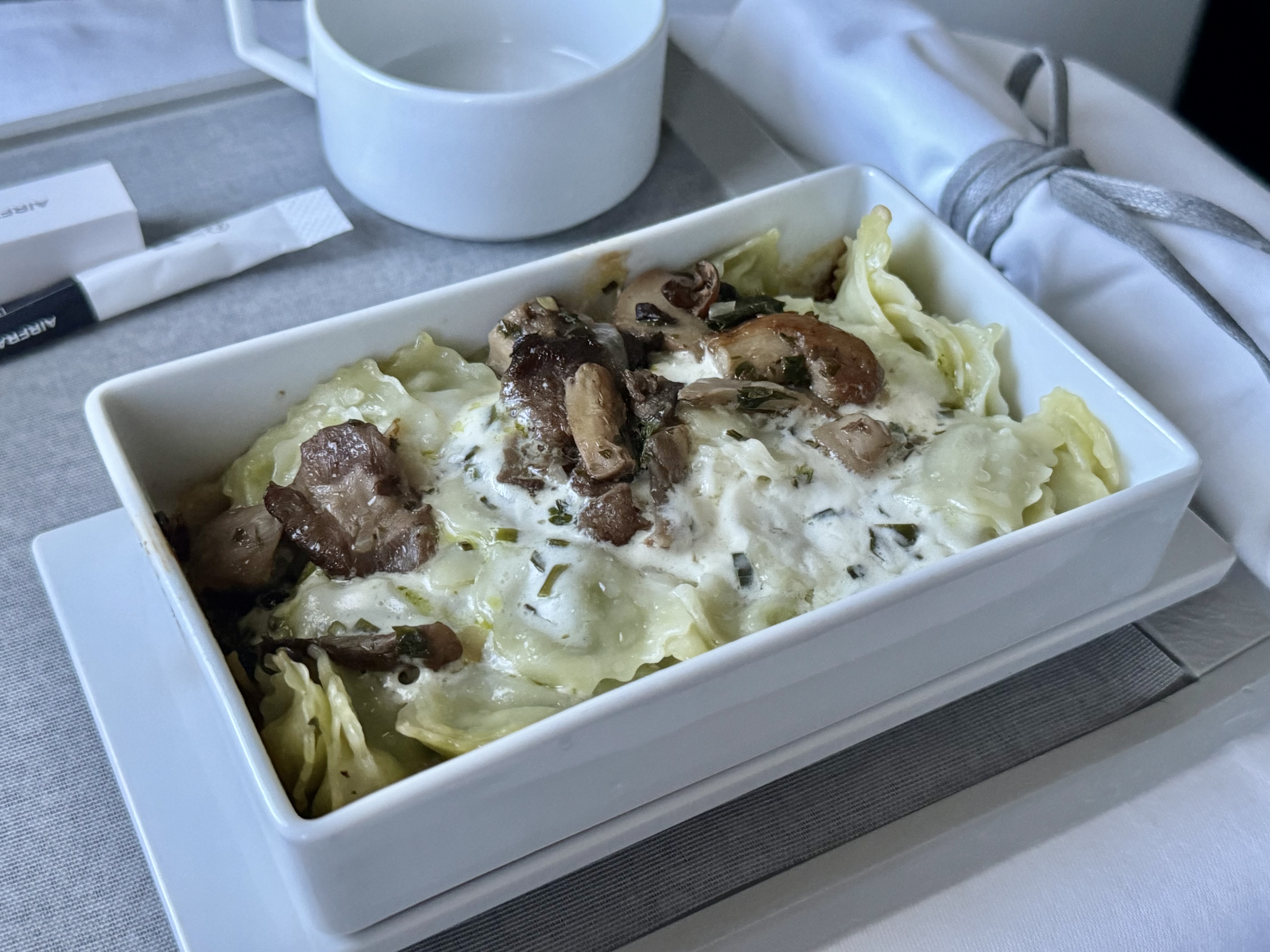 Air France Business Class Airbus A350 FnB landing meal pasta Air France Business Class Airbus A350 FnB landing meal pasta