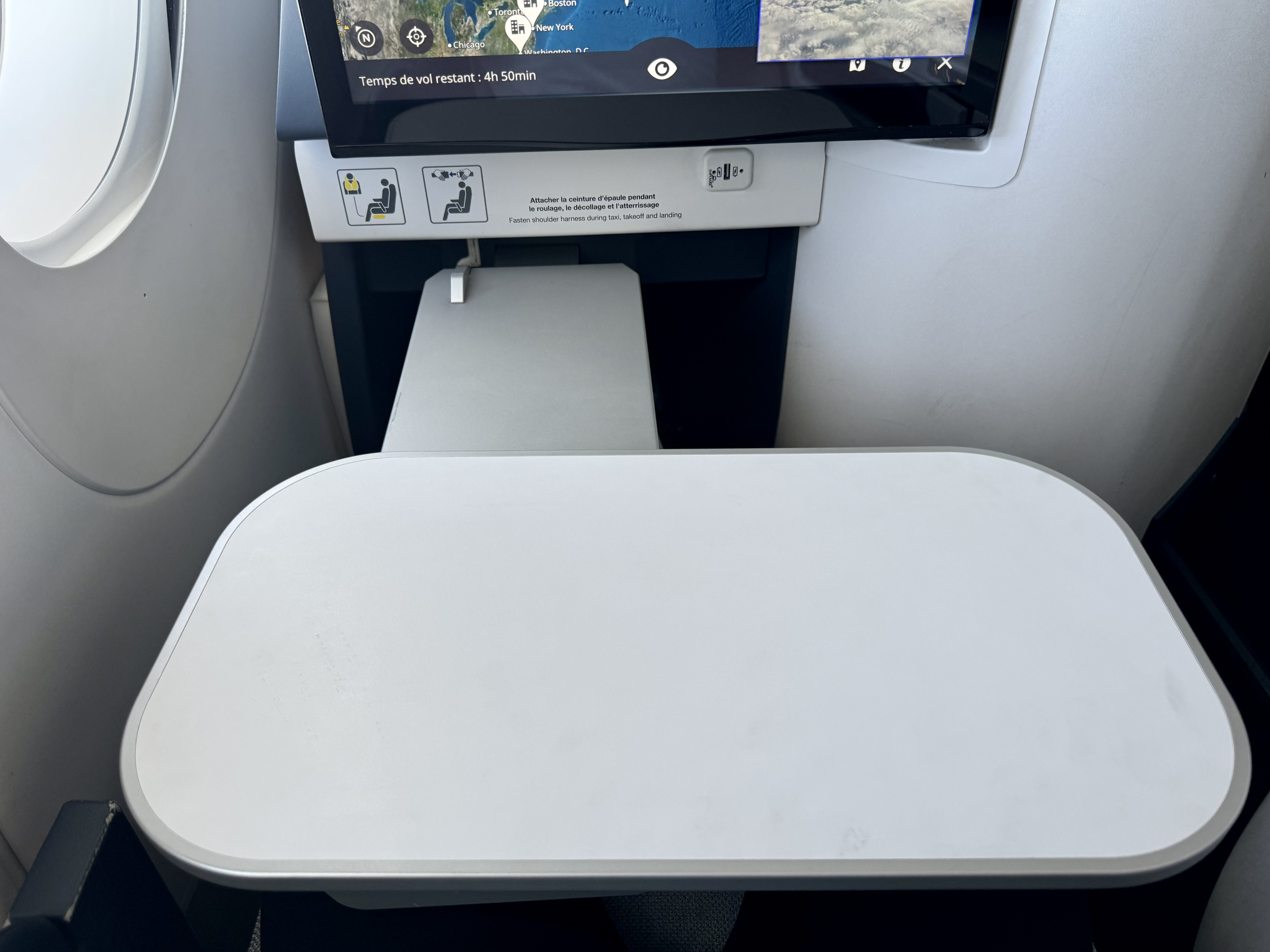 Air France Business Class Airbus A350 seat table Air France Business Class Airbus A350 seat table