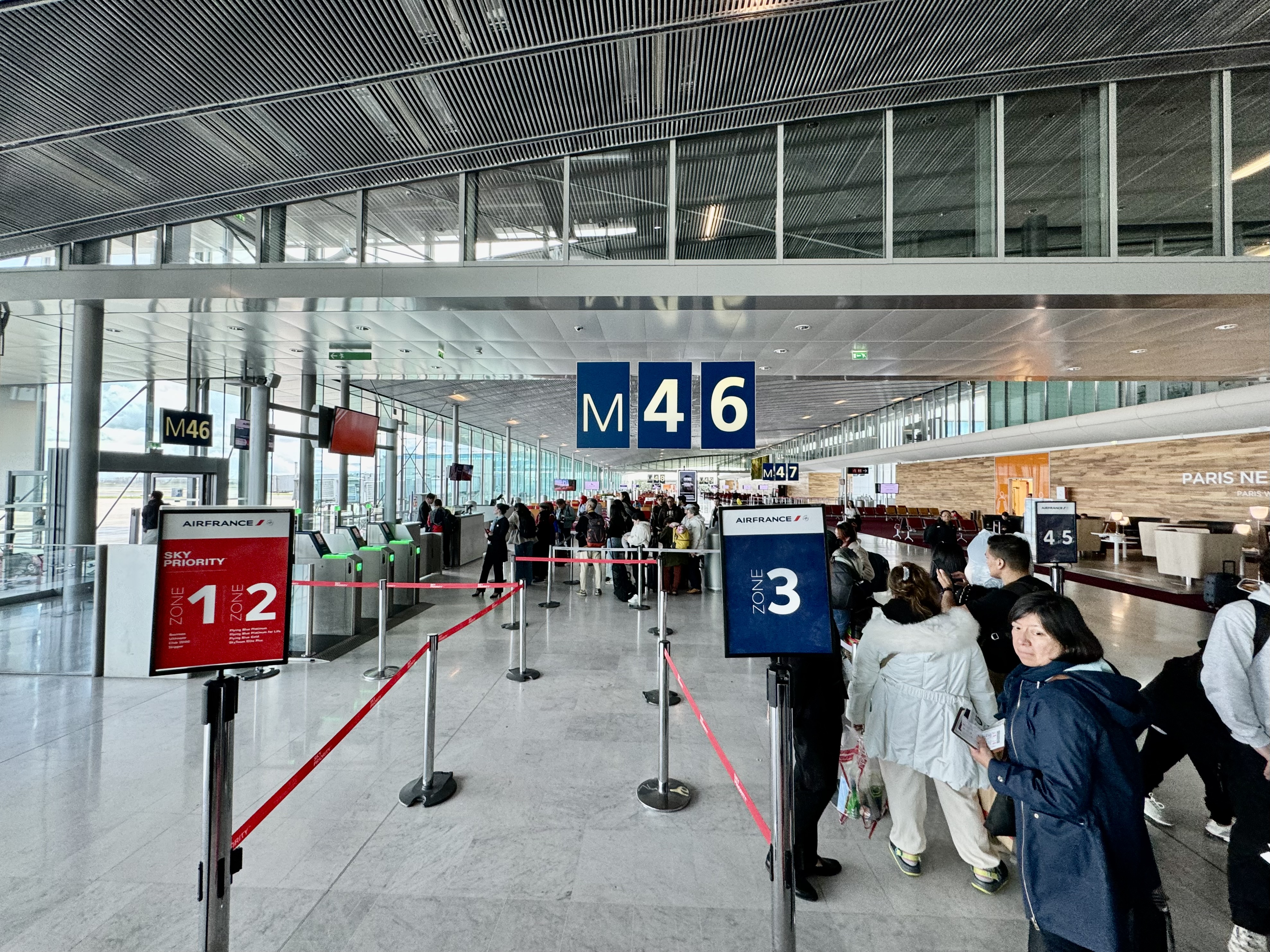 Air France Business Class Paris CDG gate M46 Air France Business Class Paris CDG gate M46