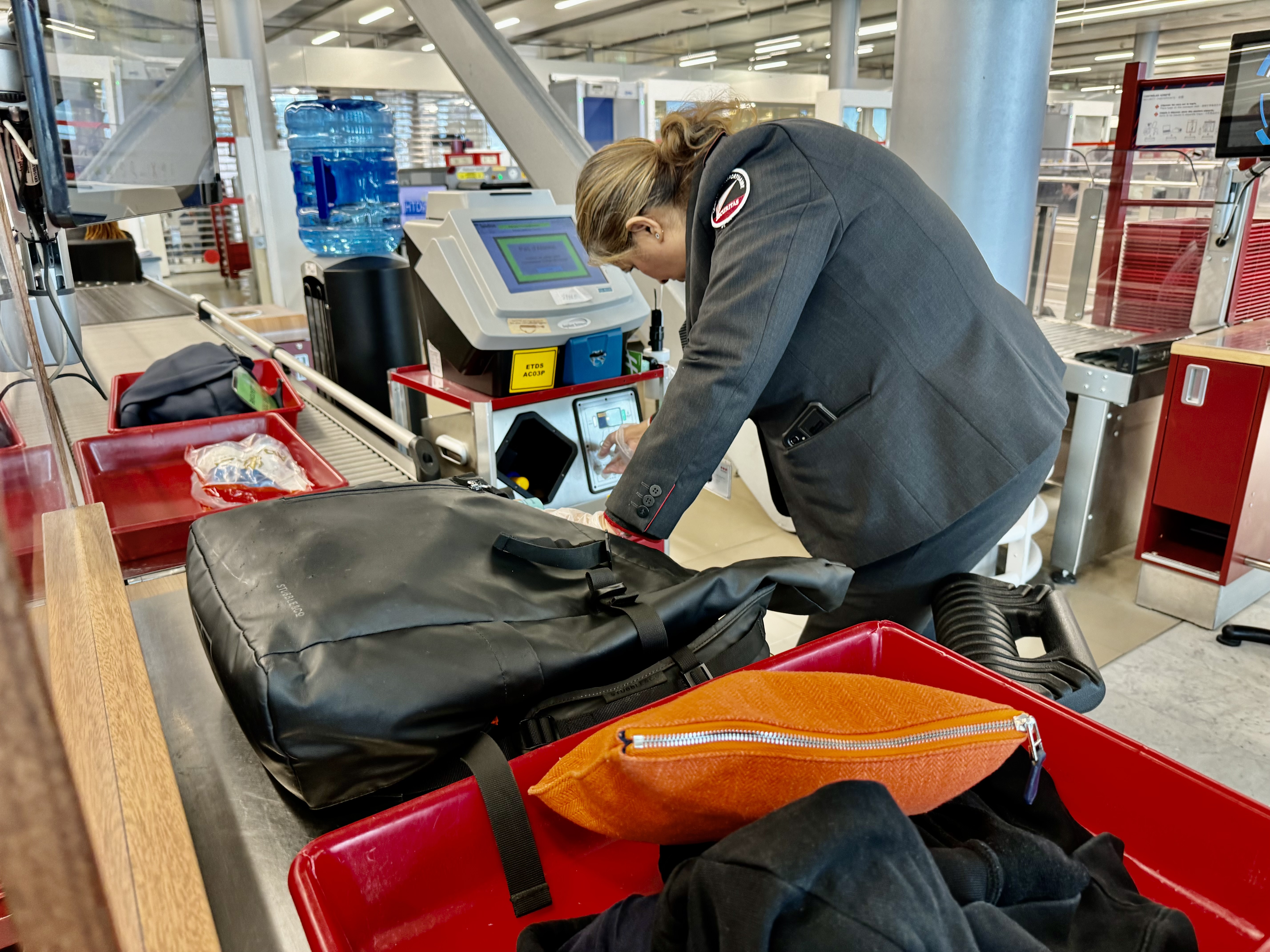 Air France Business Class Paris CDG security Air France Business Class Paris CDG security