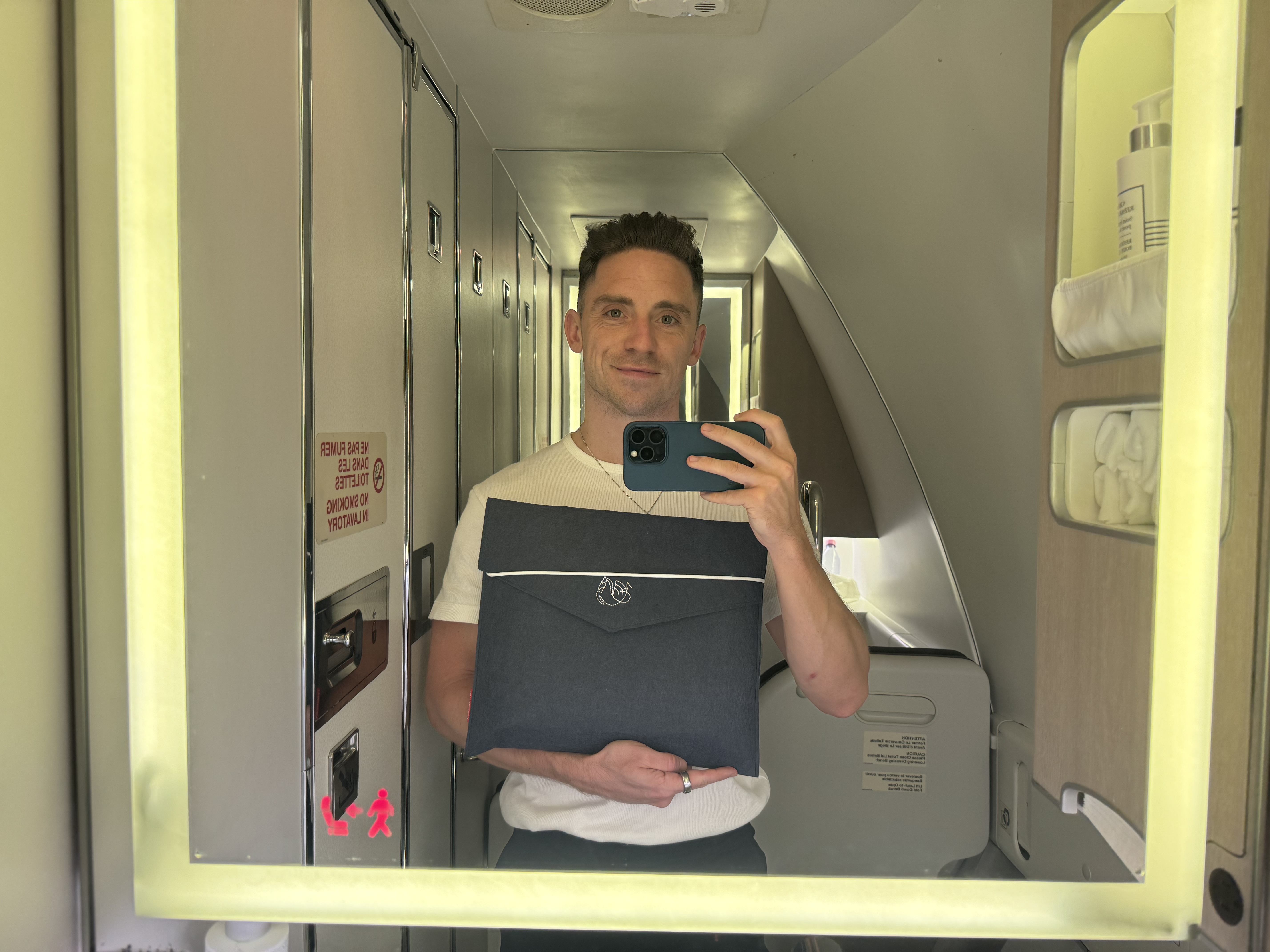 Air France La Premiere bathroom