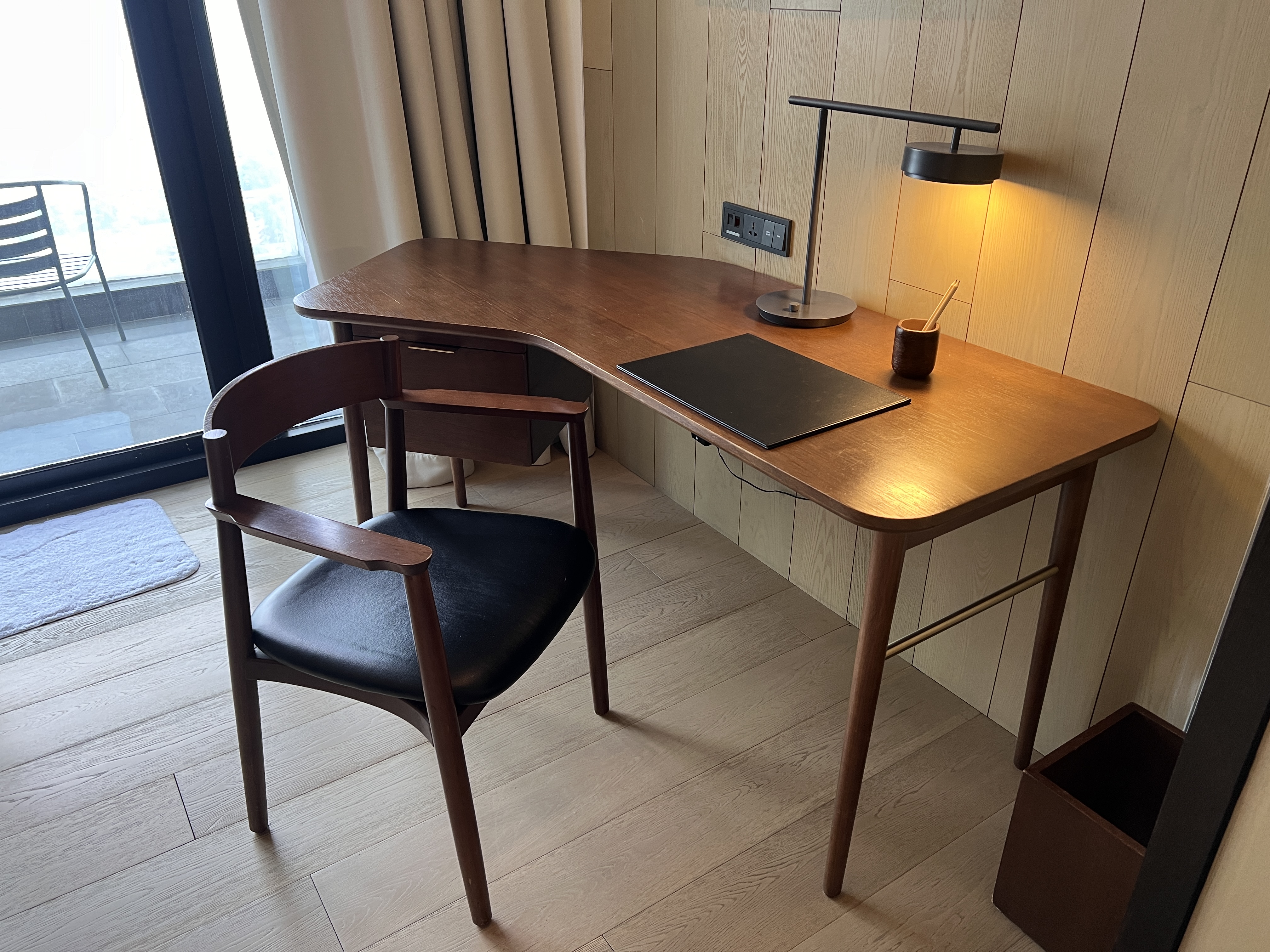 Alila Bangsar Kuala Lumpur living room workstation and chair Alila Bangsar Kuala Lumpur living room workstation and chair