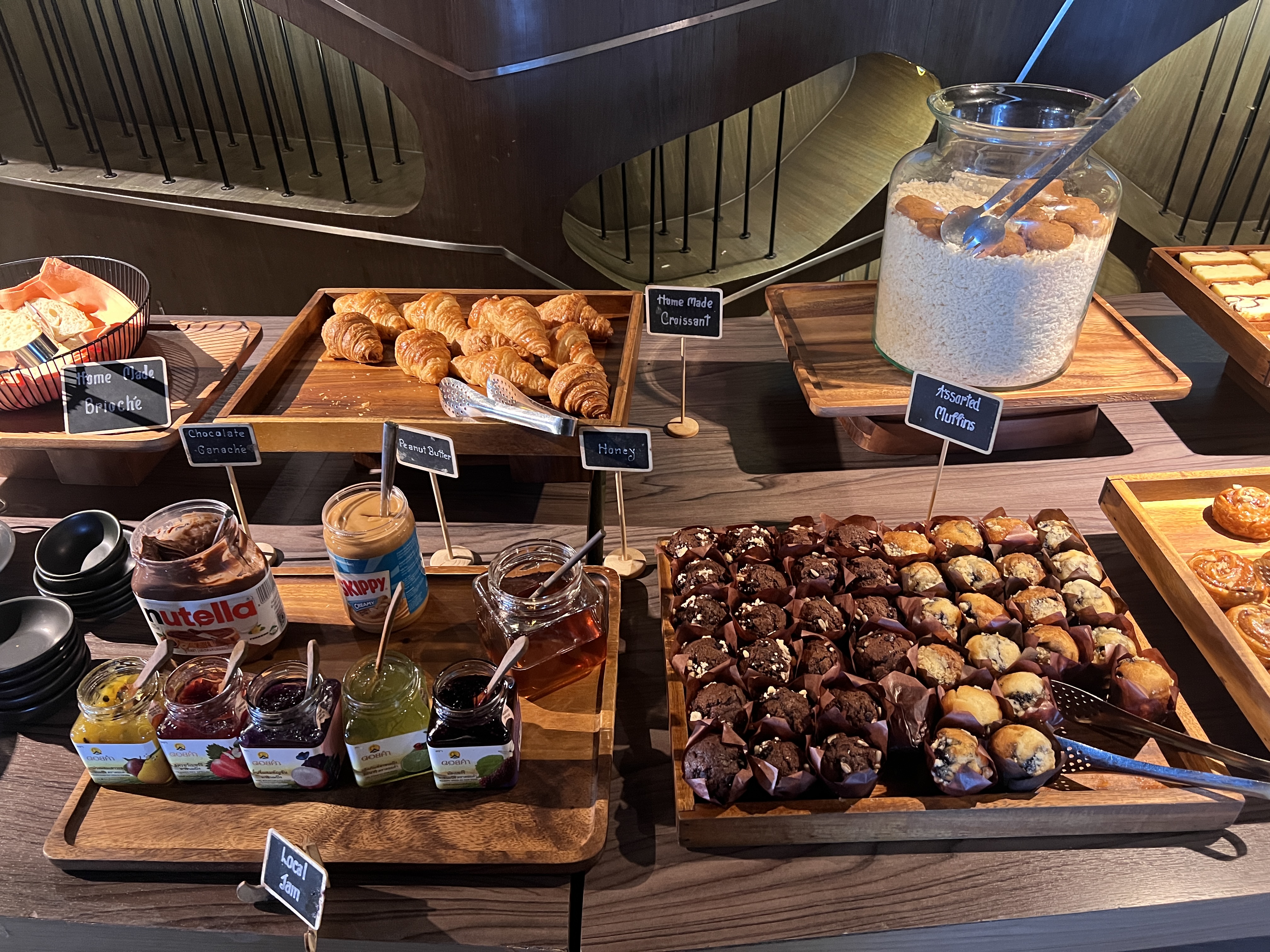 Aloft Bangkok Sukhumvit 11 Crave breakfast bakery Aloft Bangkok Sukhumvit 11 Crave breakfast bakery