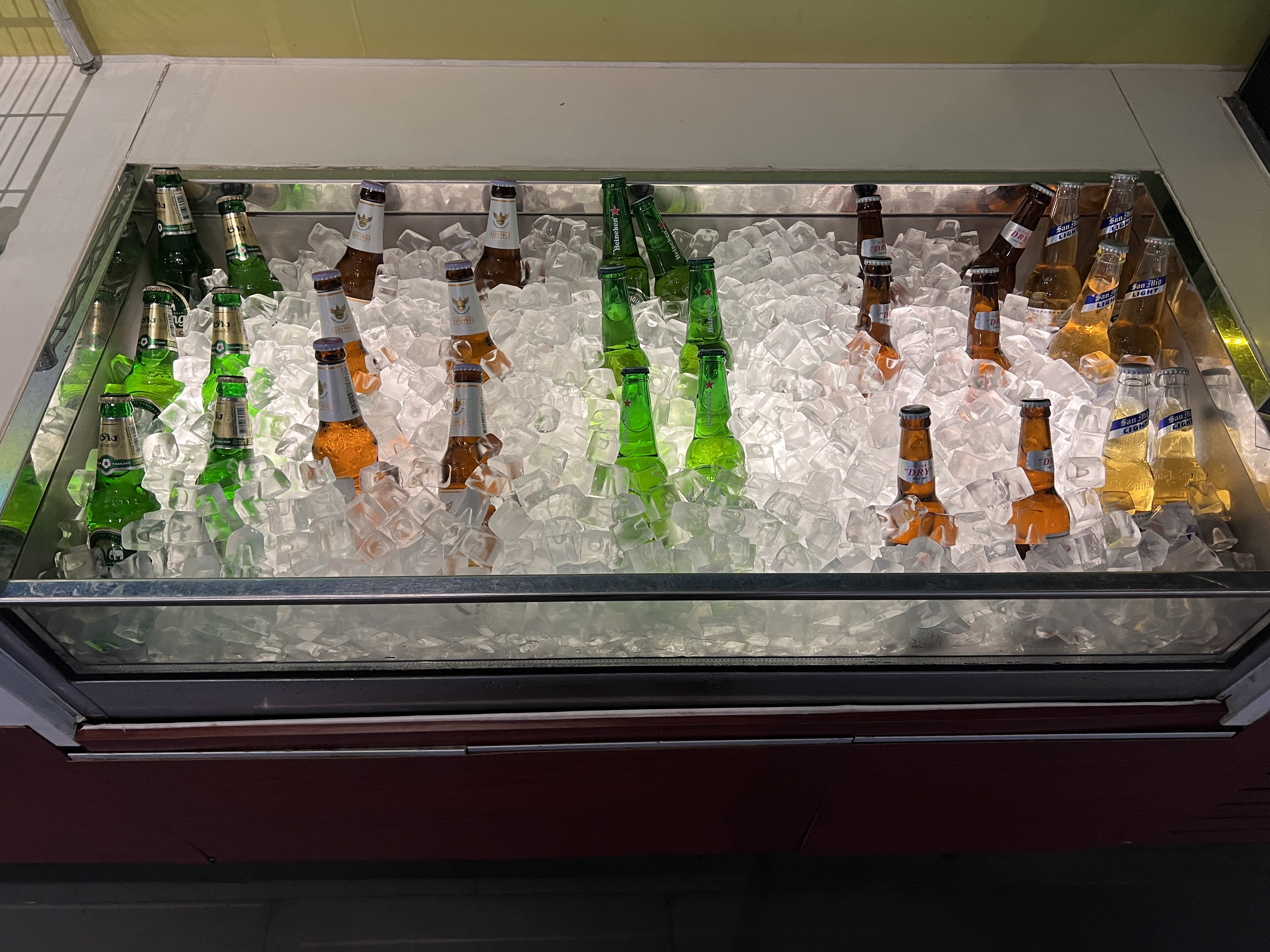 Aloft Bangkok Sukhumvit 11 ReFuel cold beers Aloft Bangkok Sukhumvit 11 ReFuel cold beers