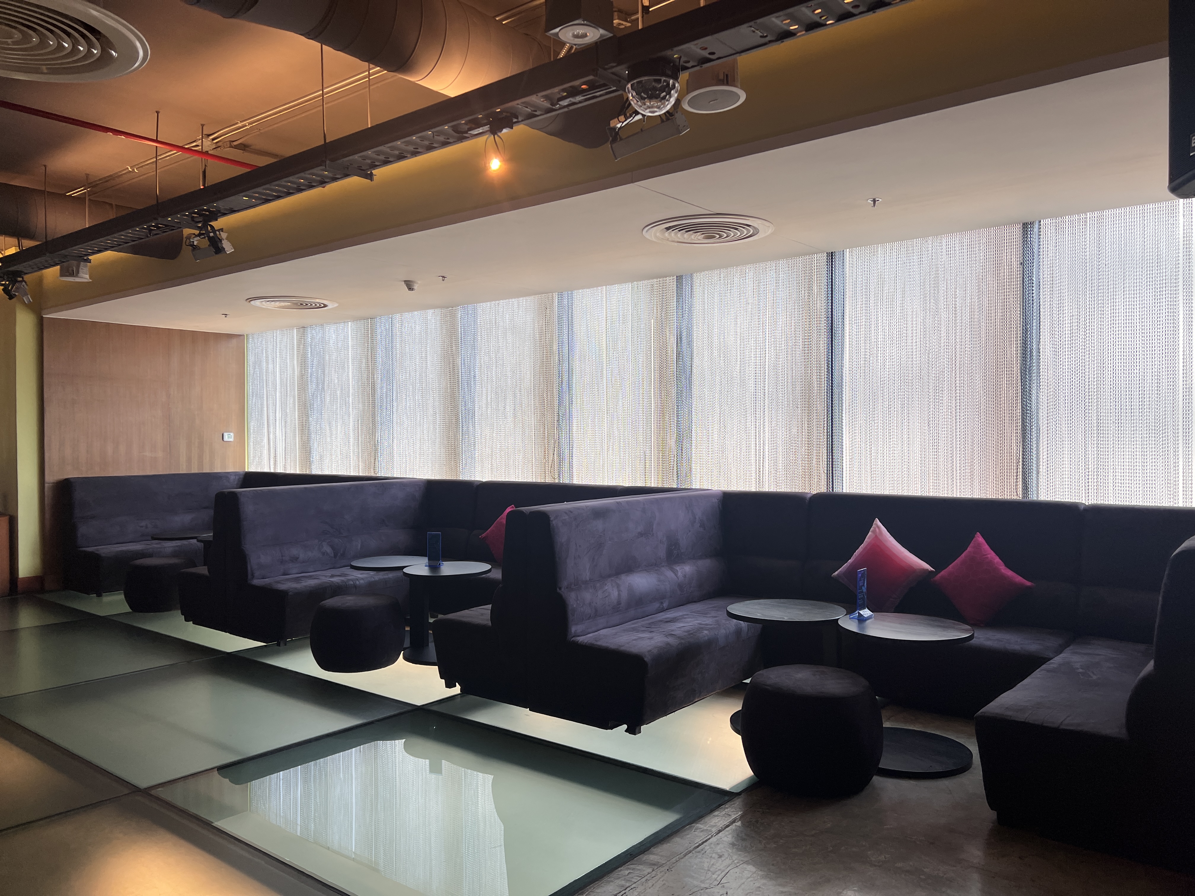 Aloft Bangkok Sukhumvit 11 W XYZ bar sofa seating Aloft Bangkok Sukhumvit 11 W XYZ bar sofa seating