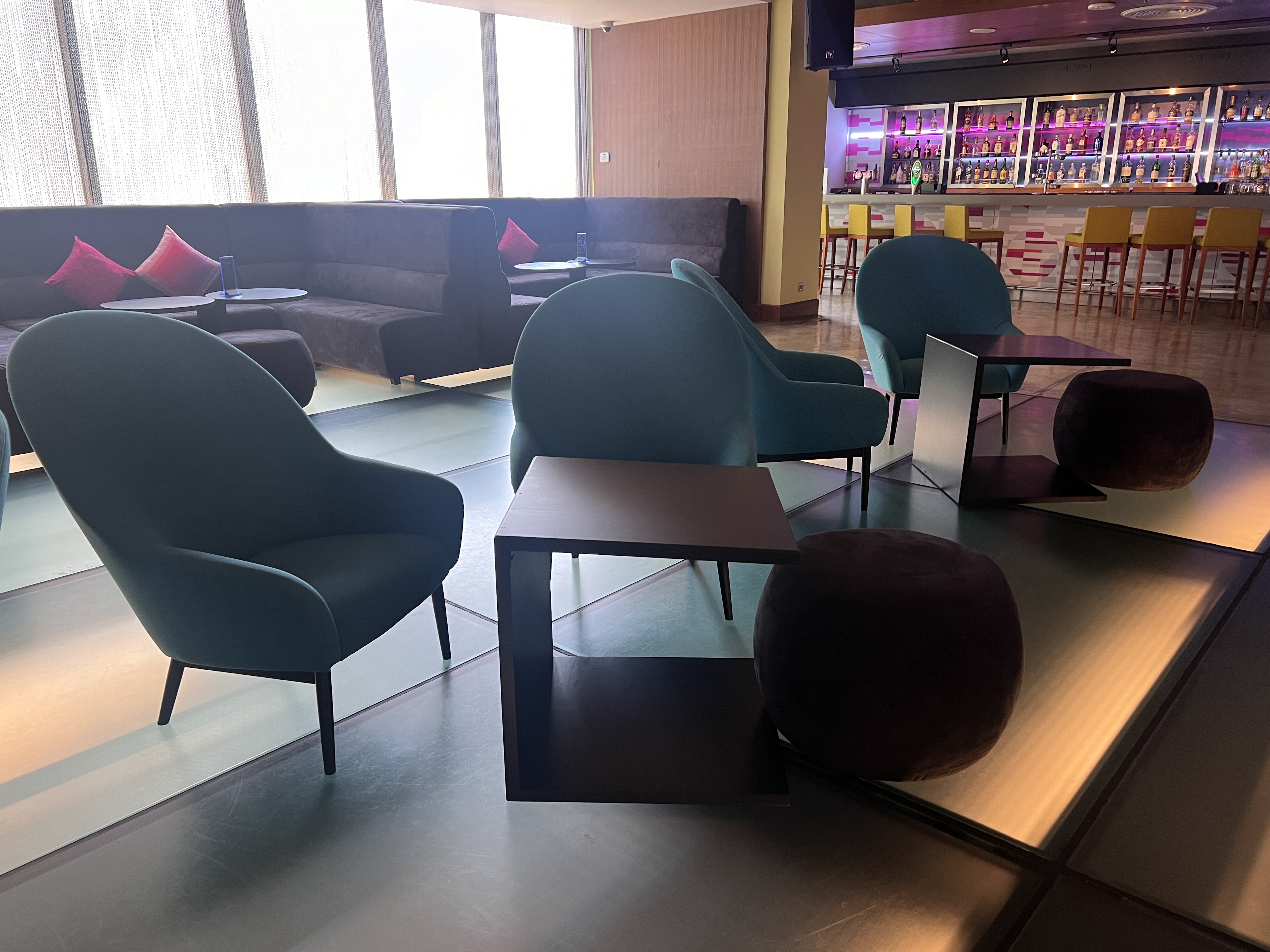 Aloft Bangkok Sukhumvit 11 armchair seating Aloft Bangkok Sukhumvit 11 armchair seating