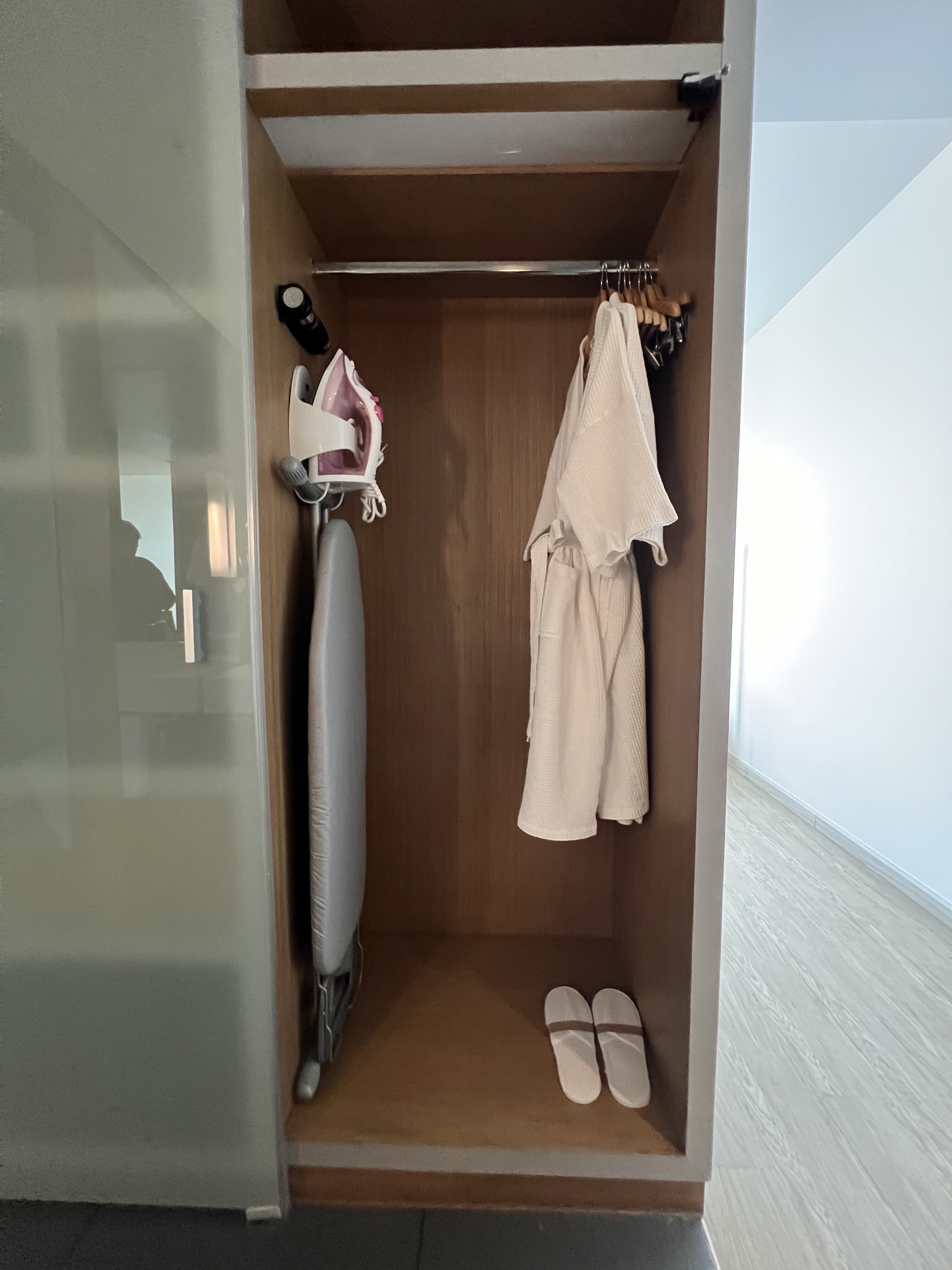 Aloft Bangkok Sukhumvit 11 closet Aloft Bangkok Sukhumvit 11 closet